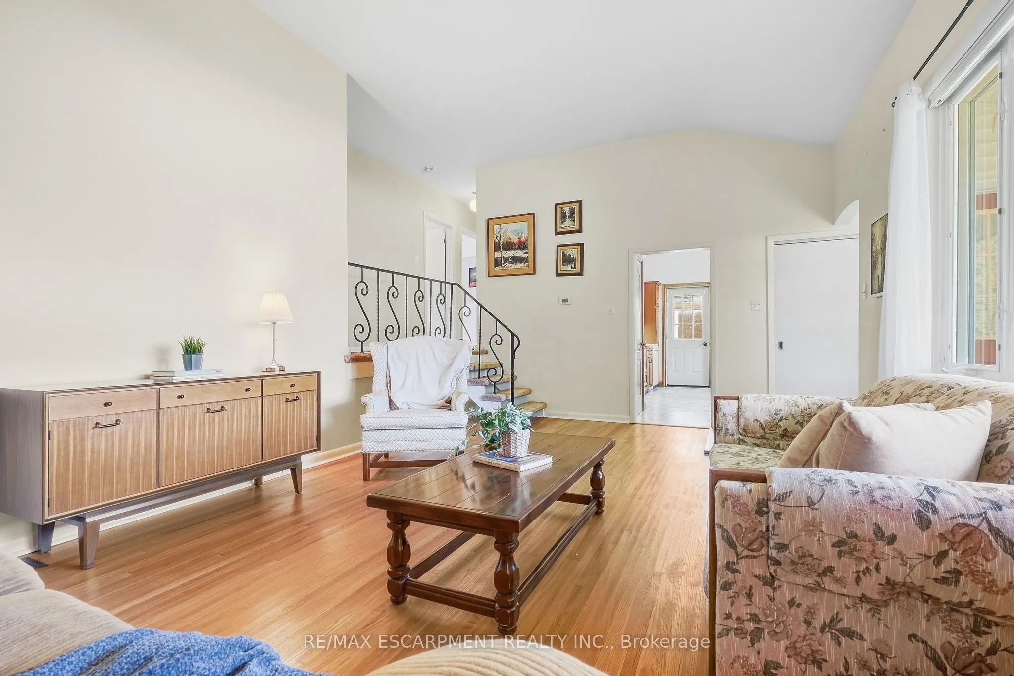 1267 Dunbar Road