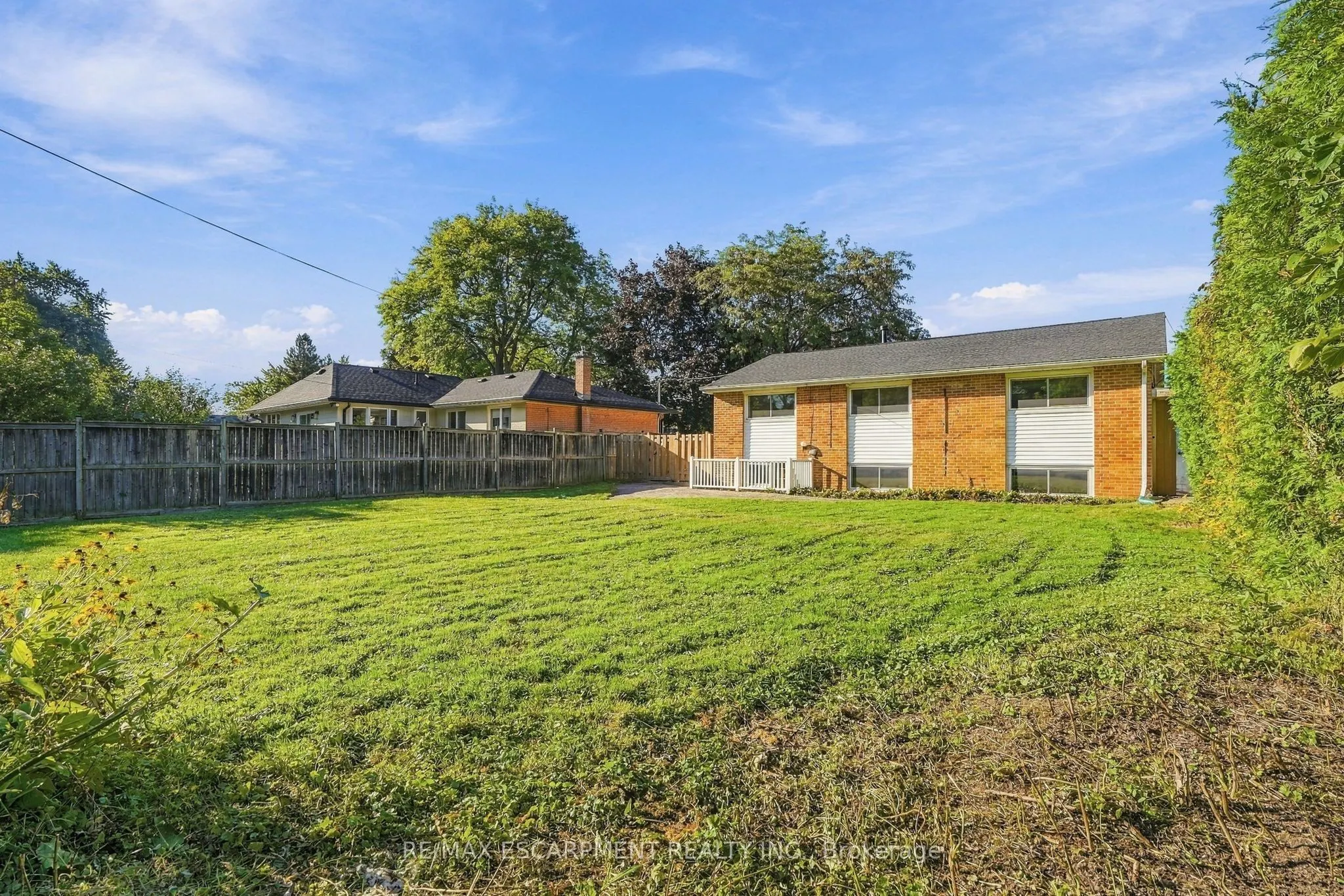 1267 Dunbar Road