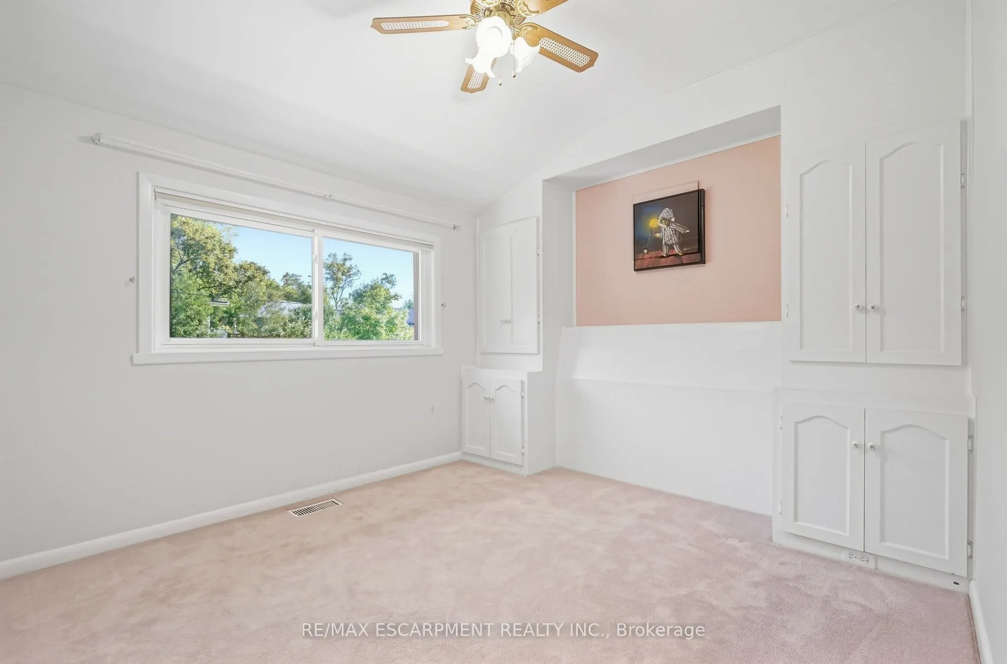 1267 Dunbar Road