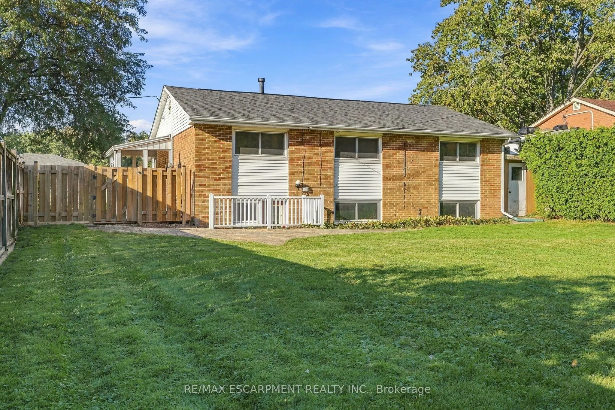 1267 Dunbar Road