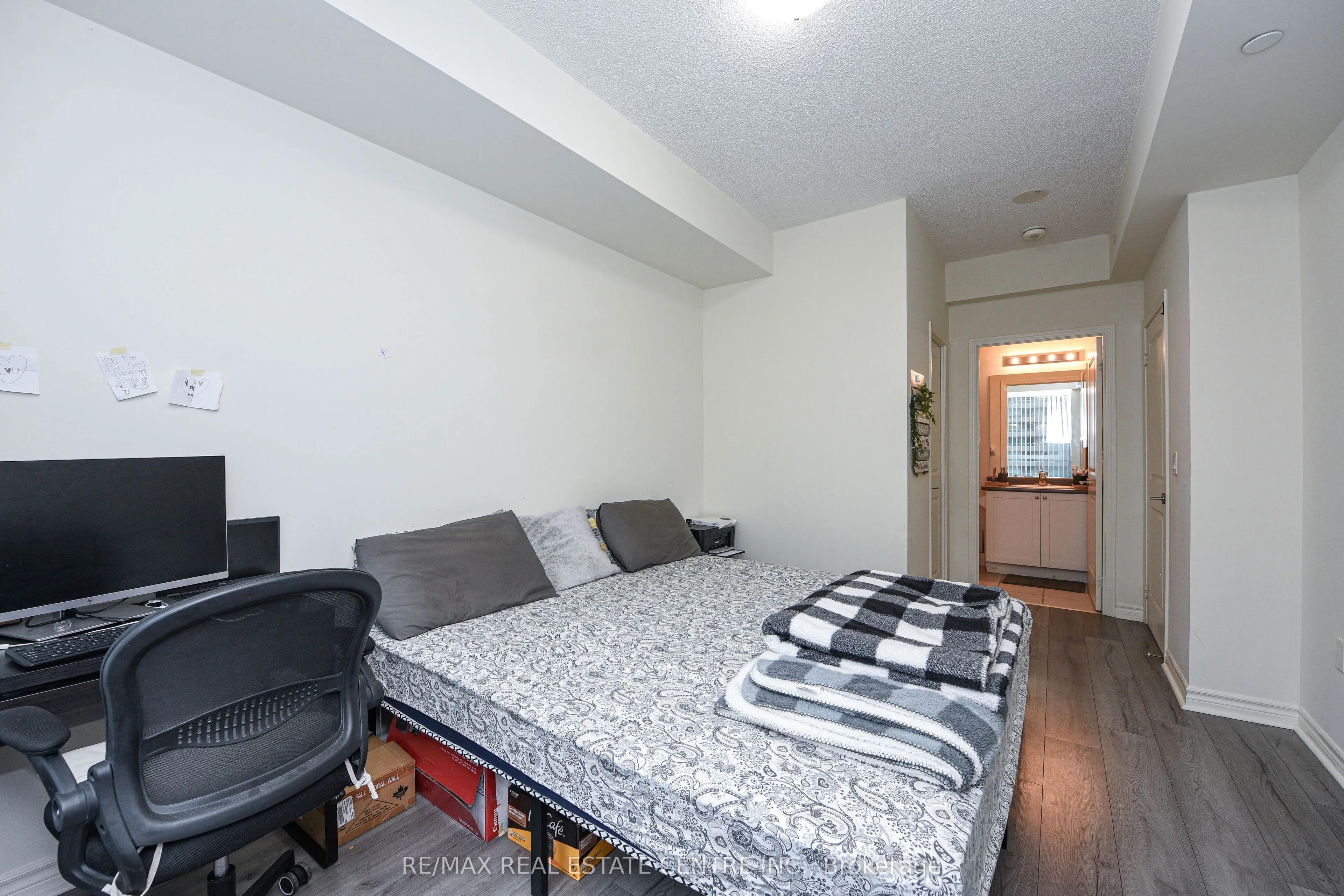 349 Rathburn Road #507