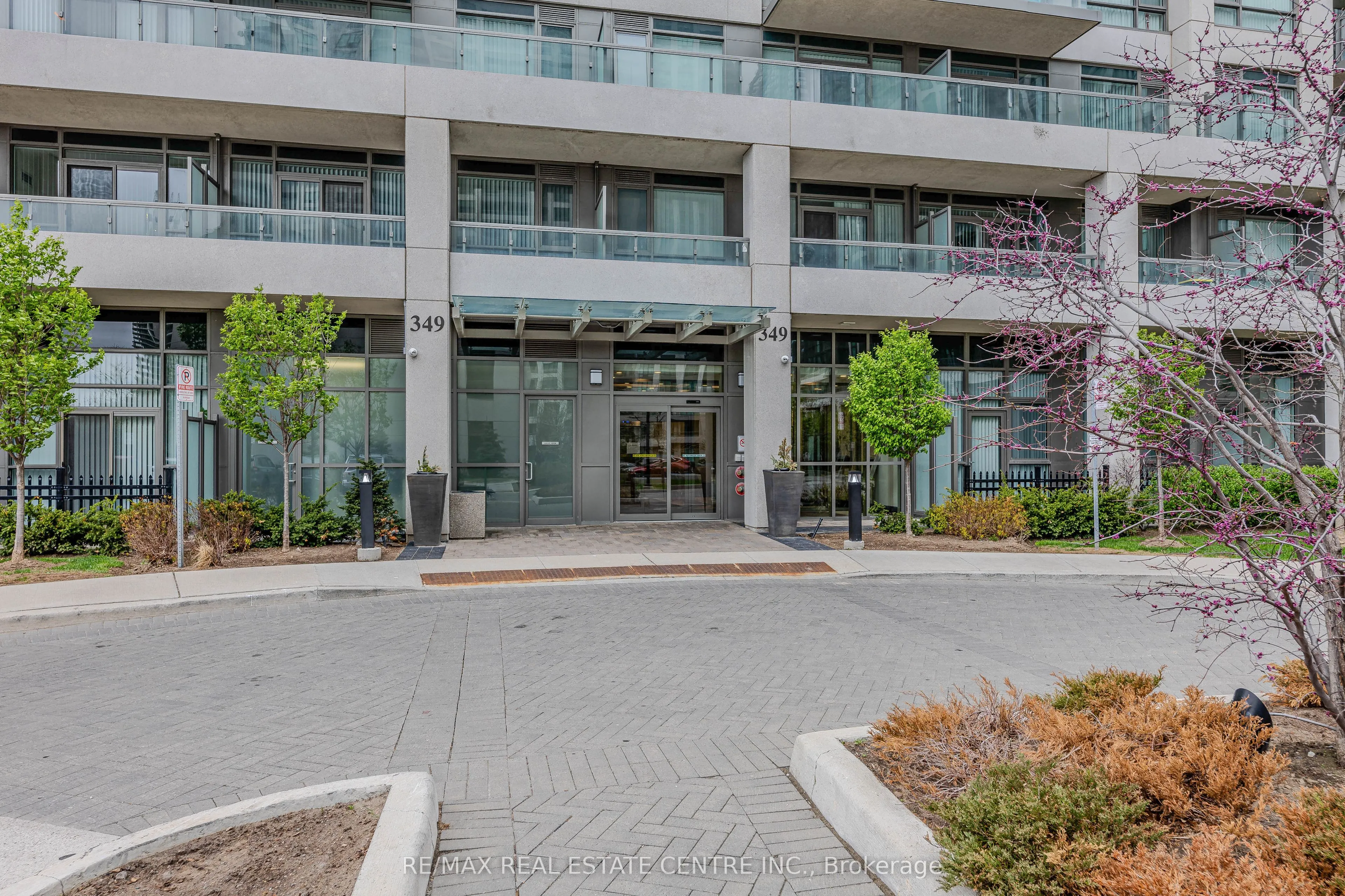349 Rathburn Road #507
