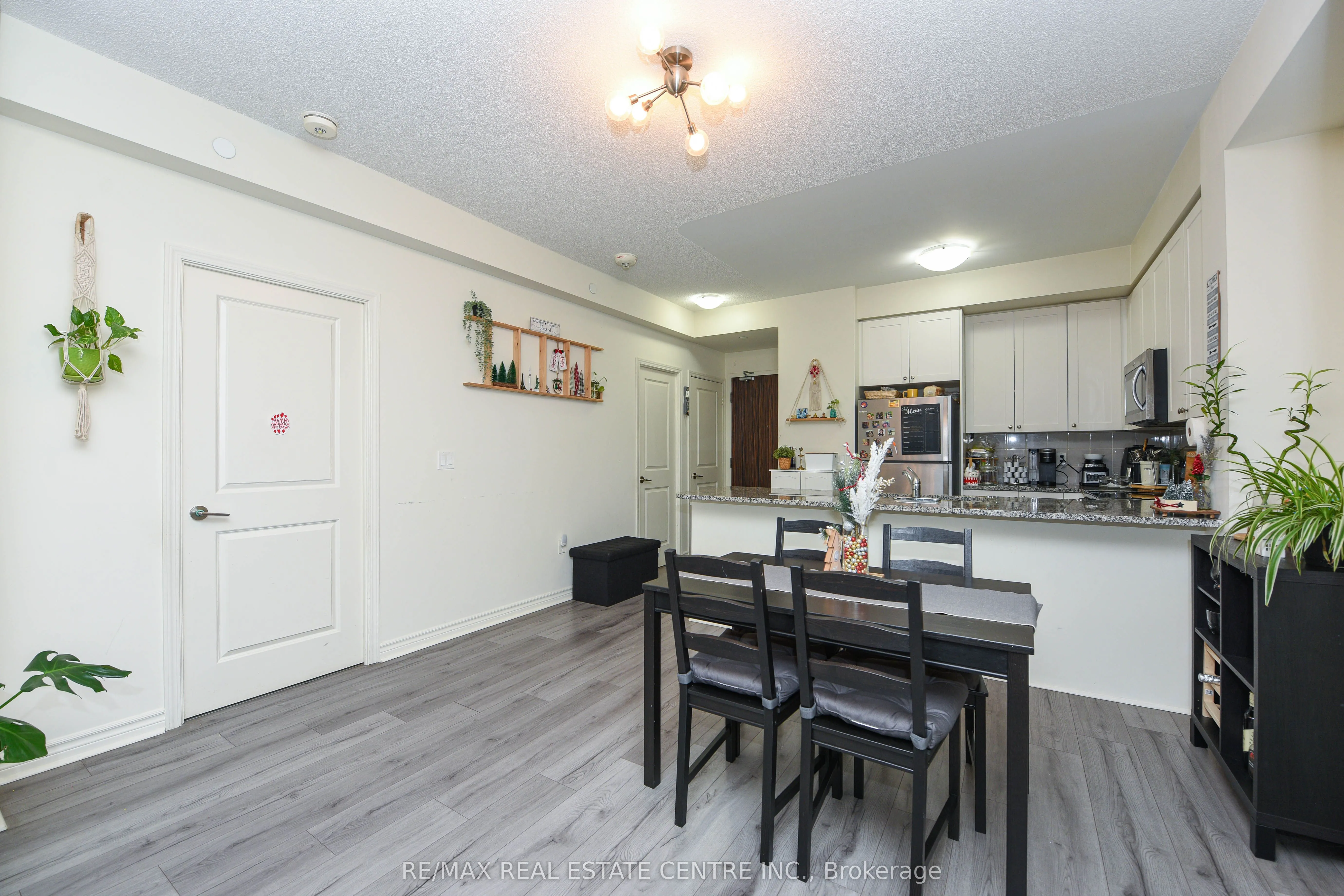 349 Rathburn Road #507