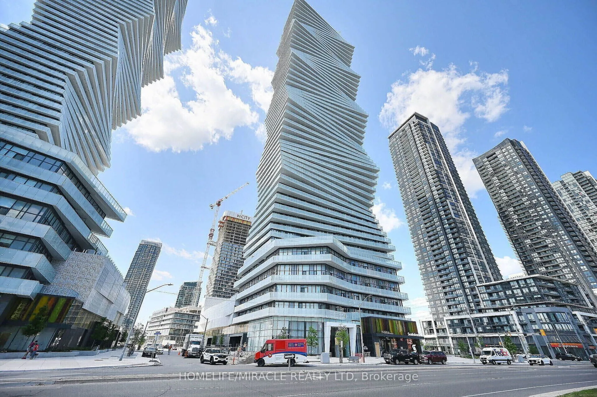 3900 Confederation Parkway #209