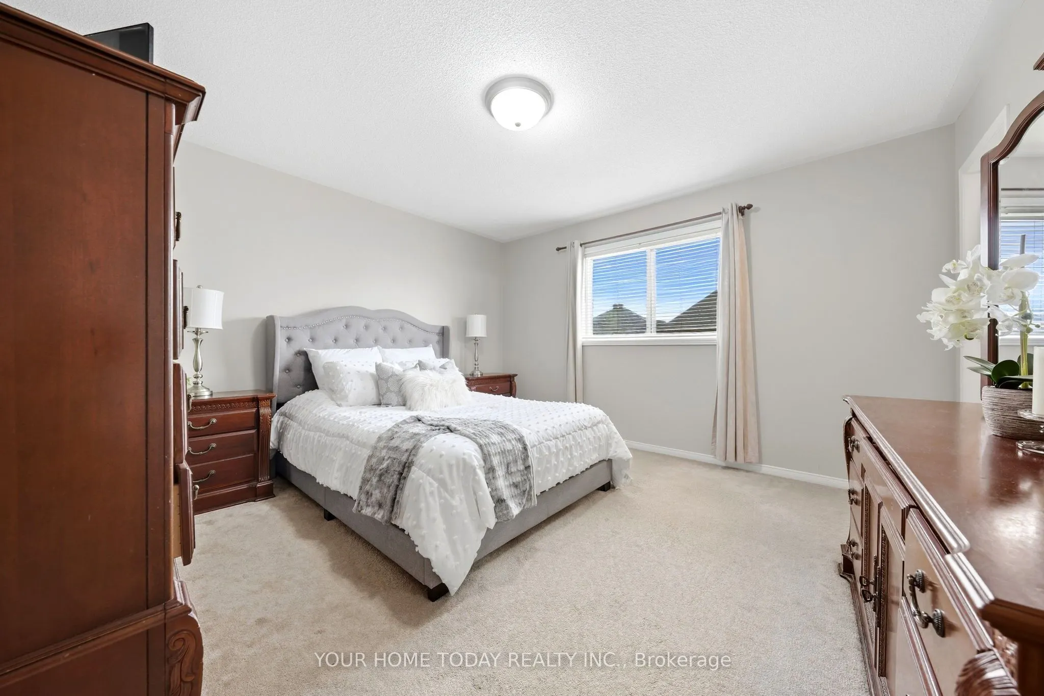 76 Snowberry Crescent