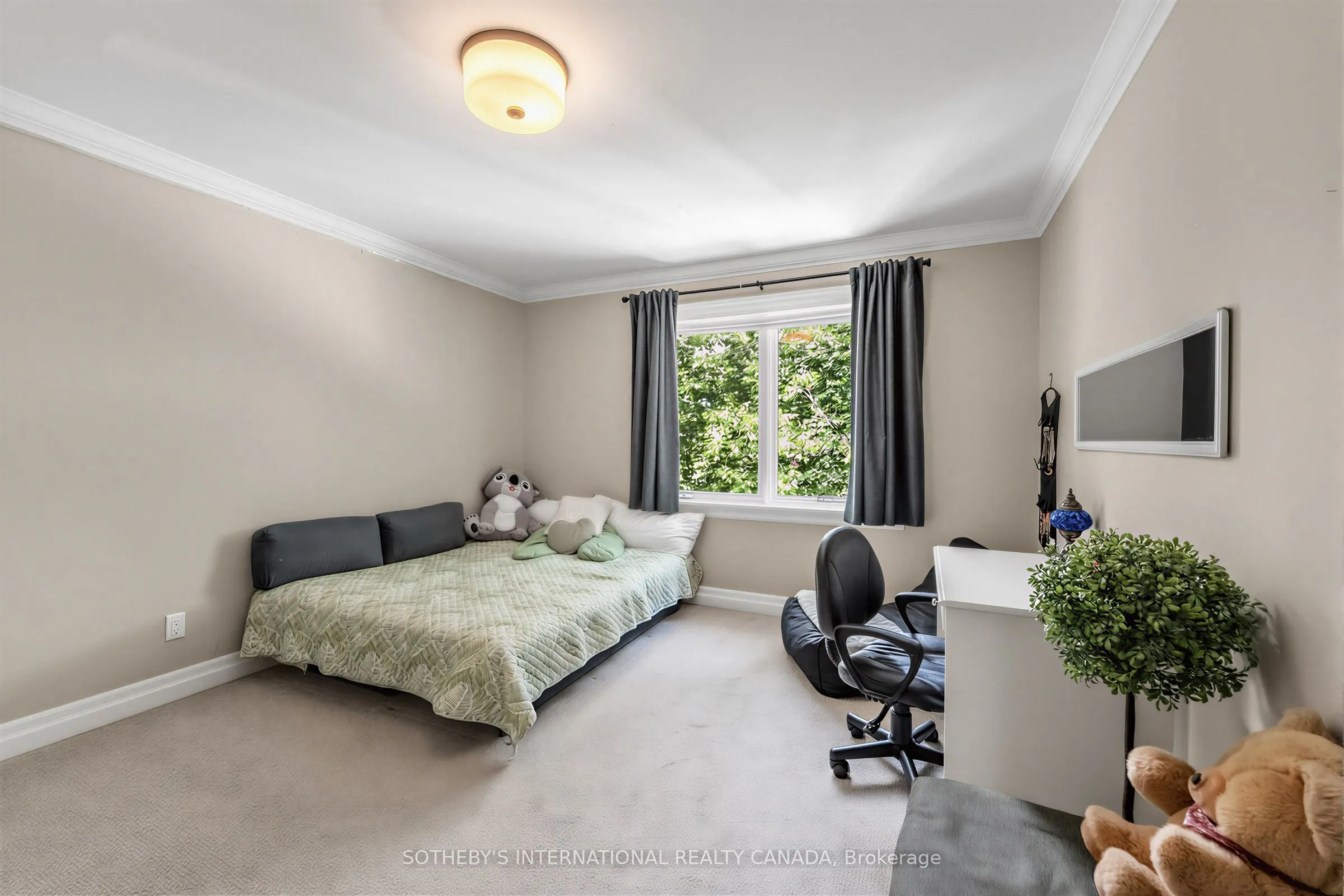 407 Cairncroft Road