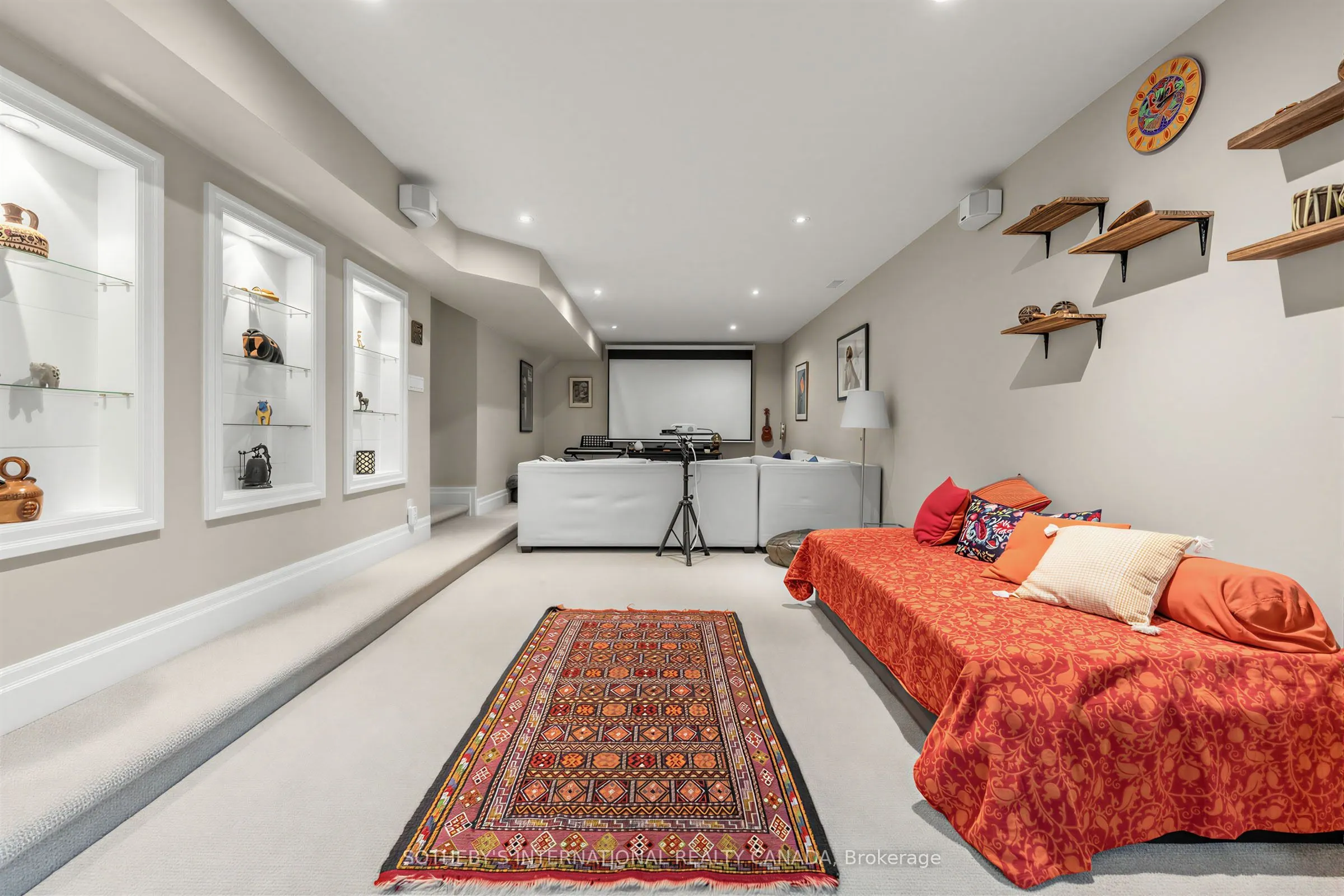 407 Cairncroft Road