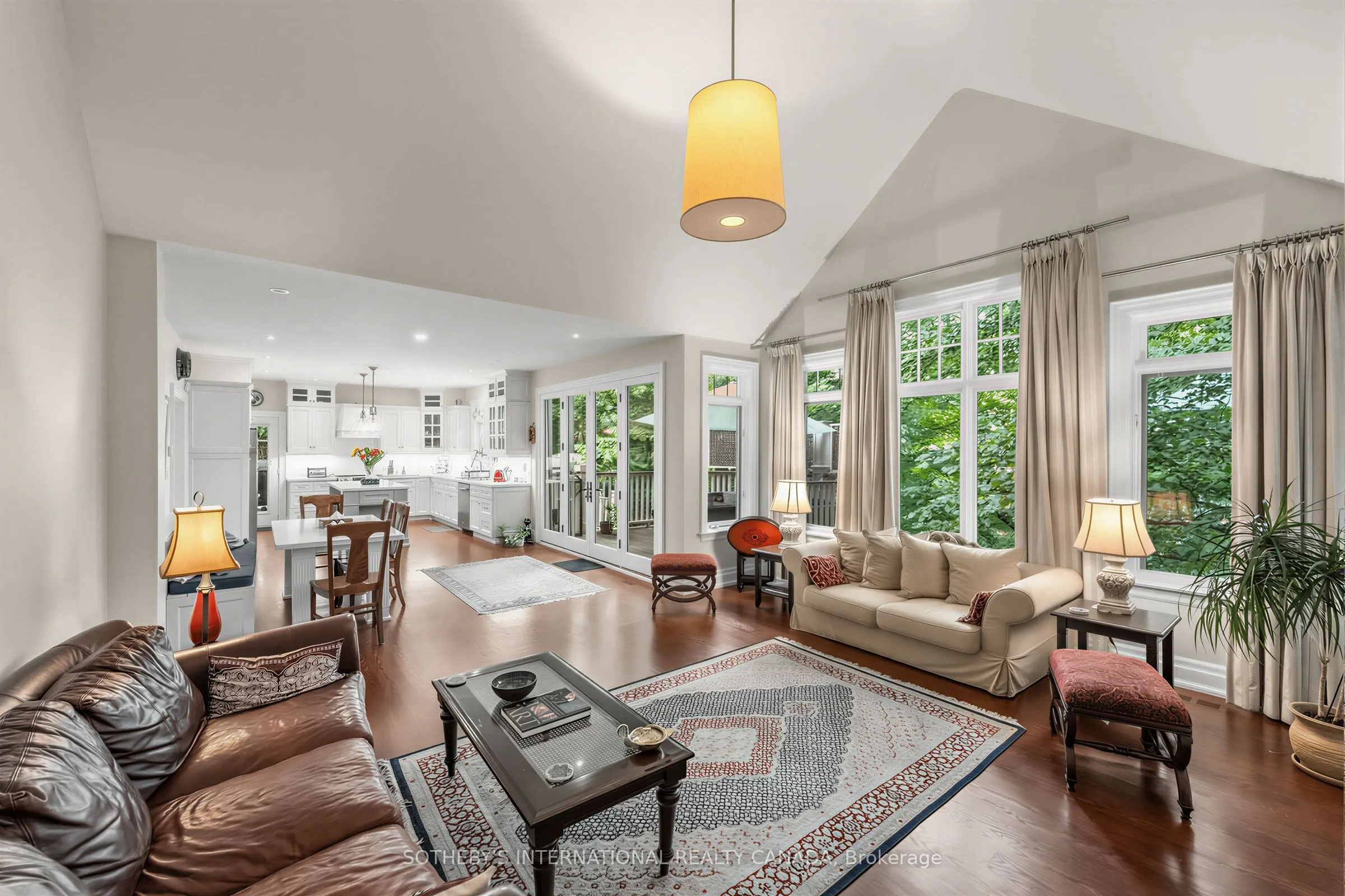 407 Cairncroft Road