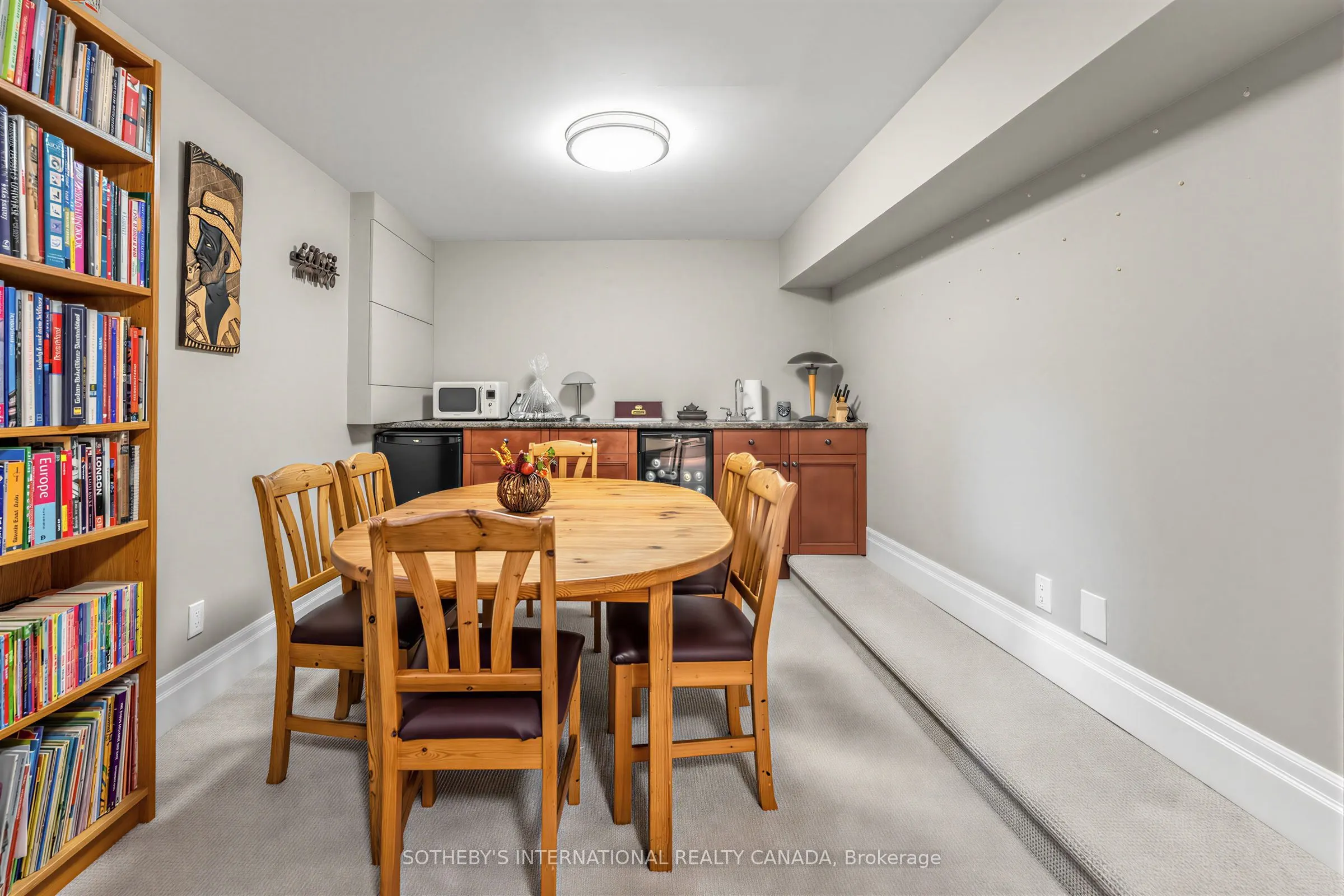 407 Cairncroft Road