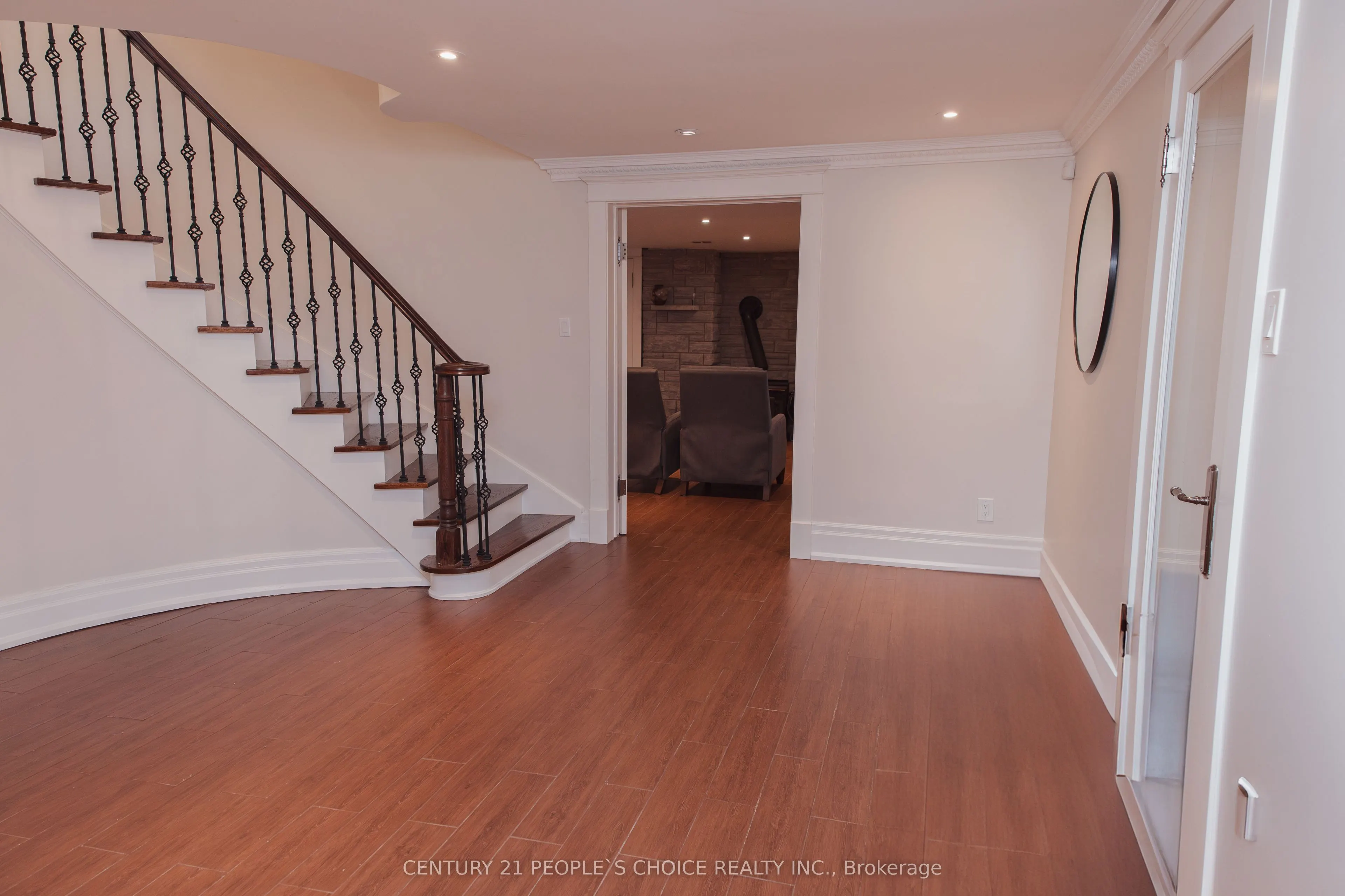 15550 5 Side Road