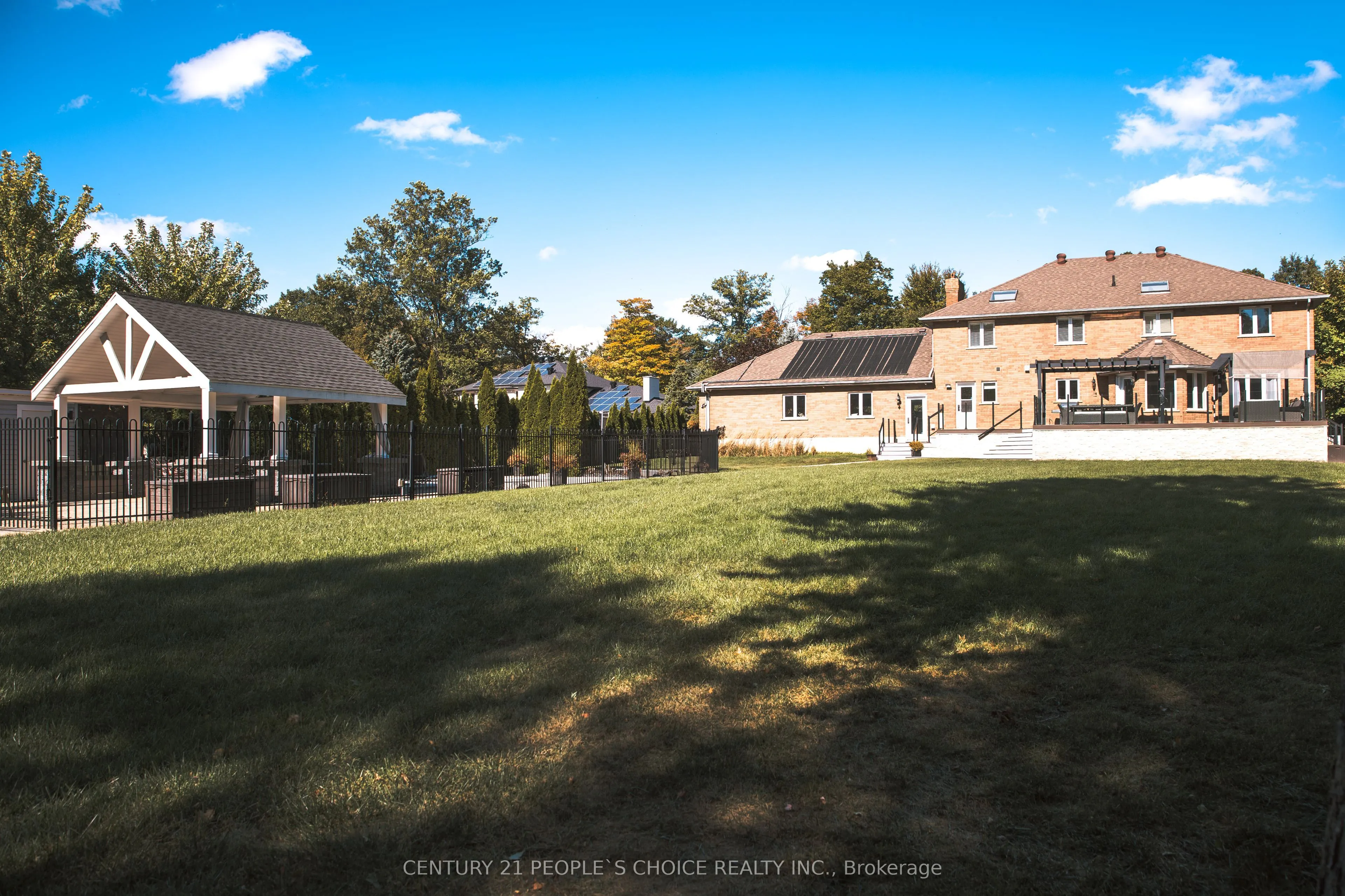 15550 5 Side Road