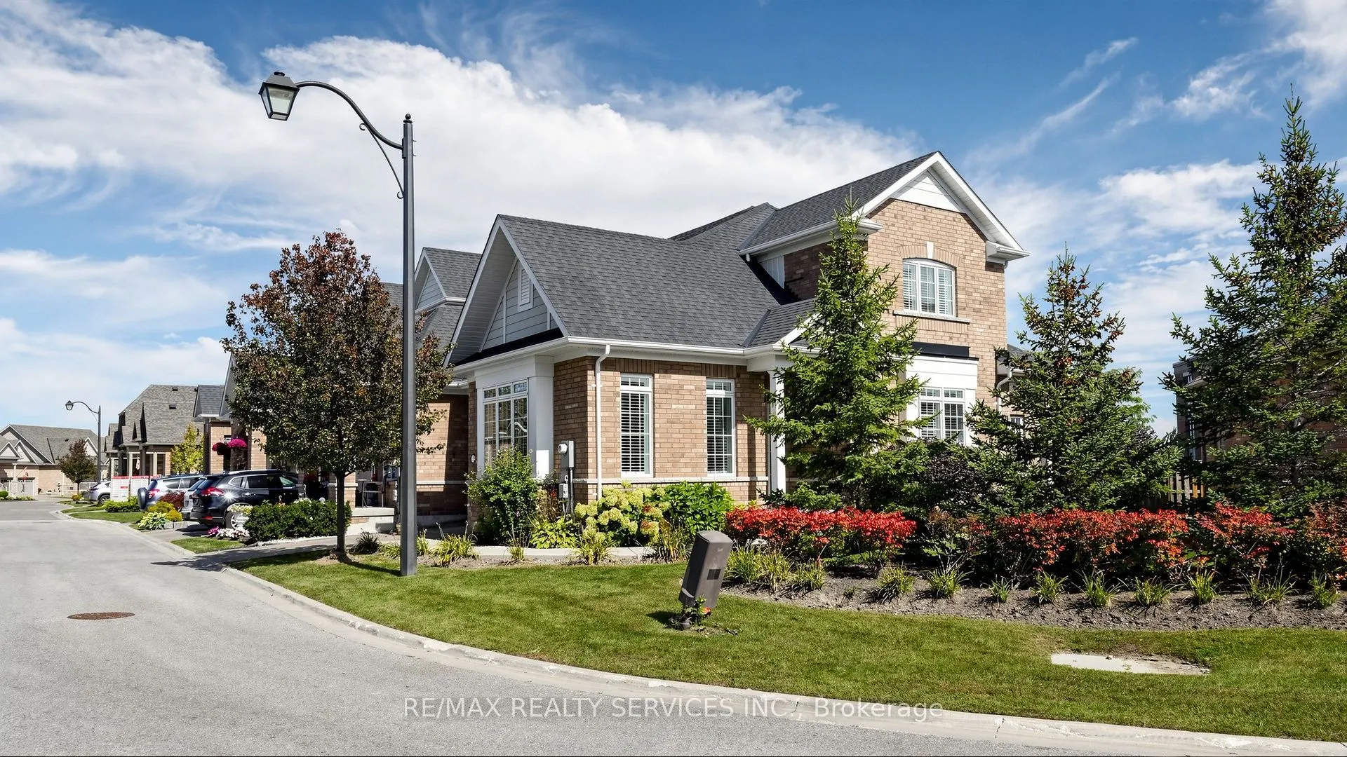 35 Lobelia Street #4