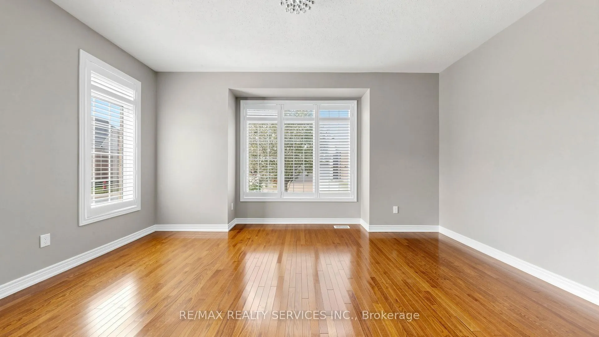 35 Lobelia Street #4