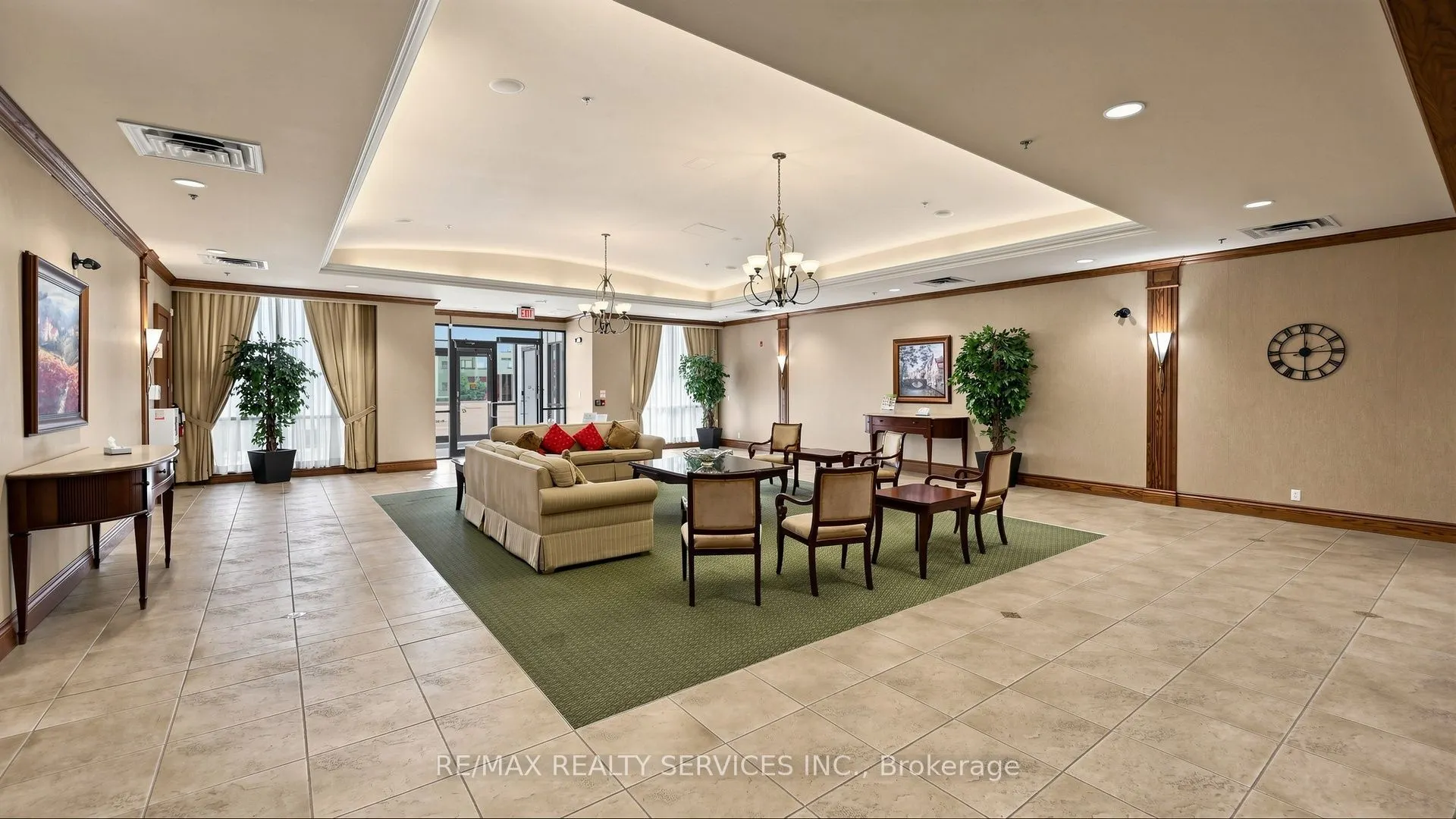 35 Lobelia Street #4