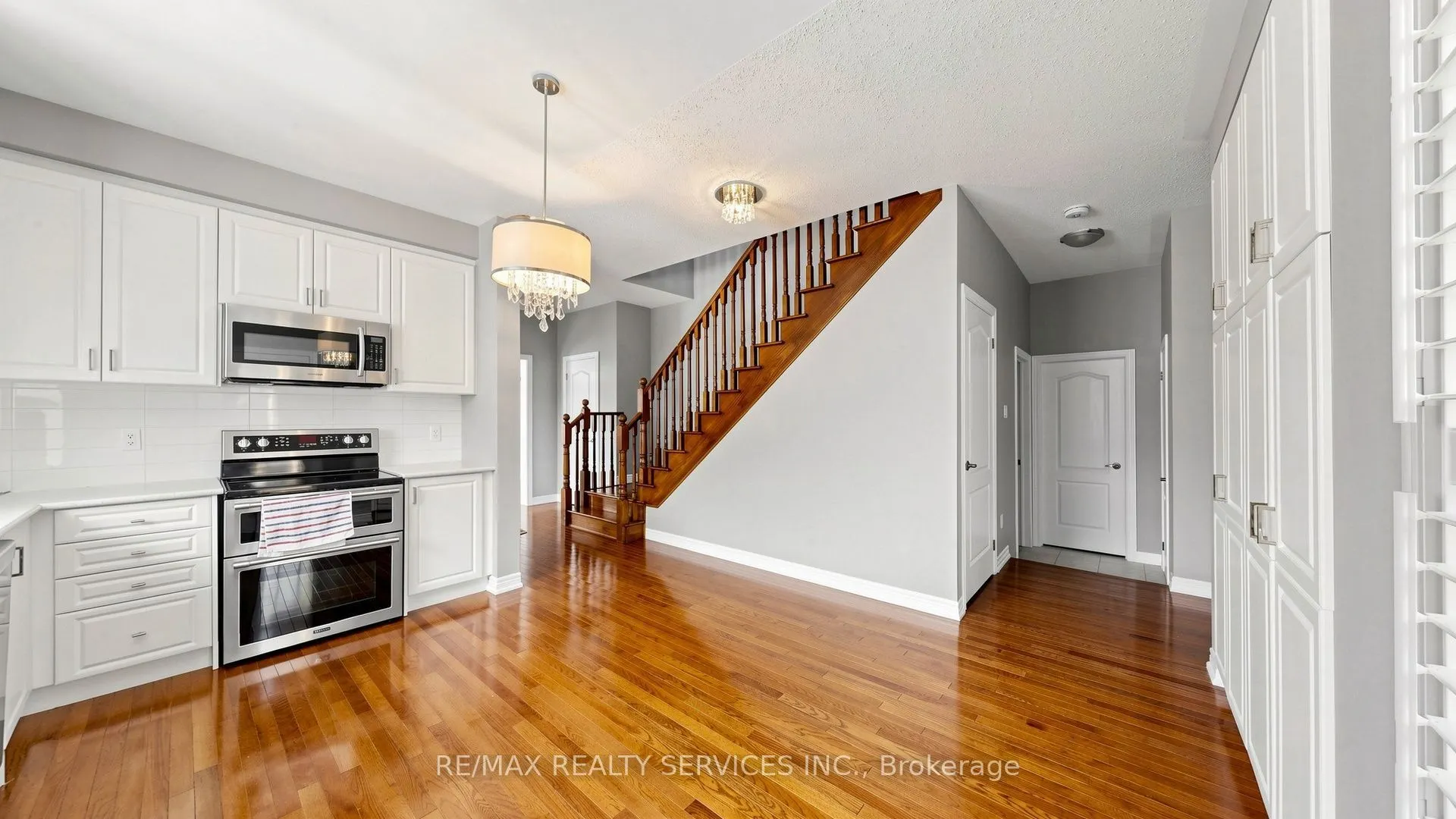 35 Lobelia Street #4