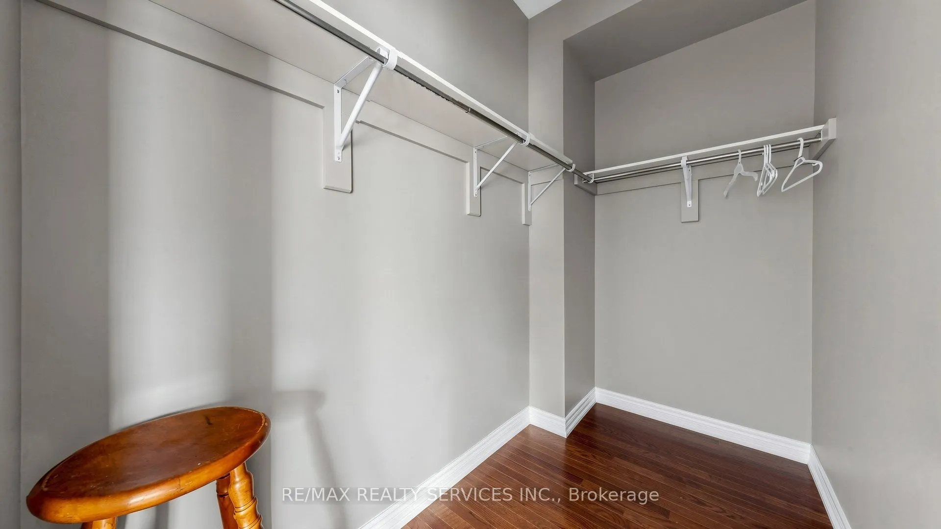 35 Lobelia Street #4