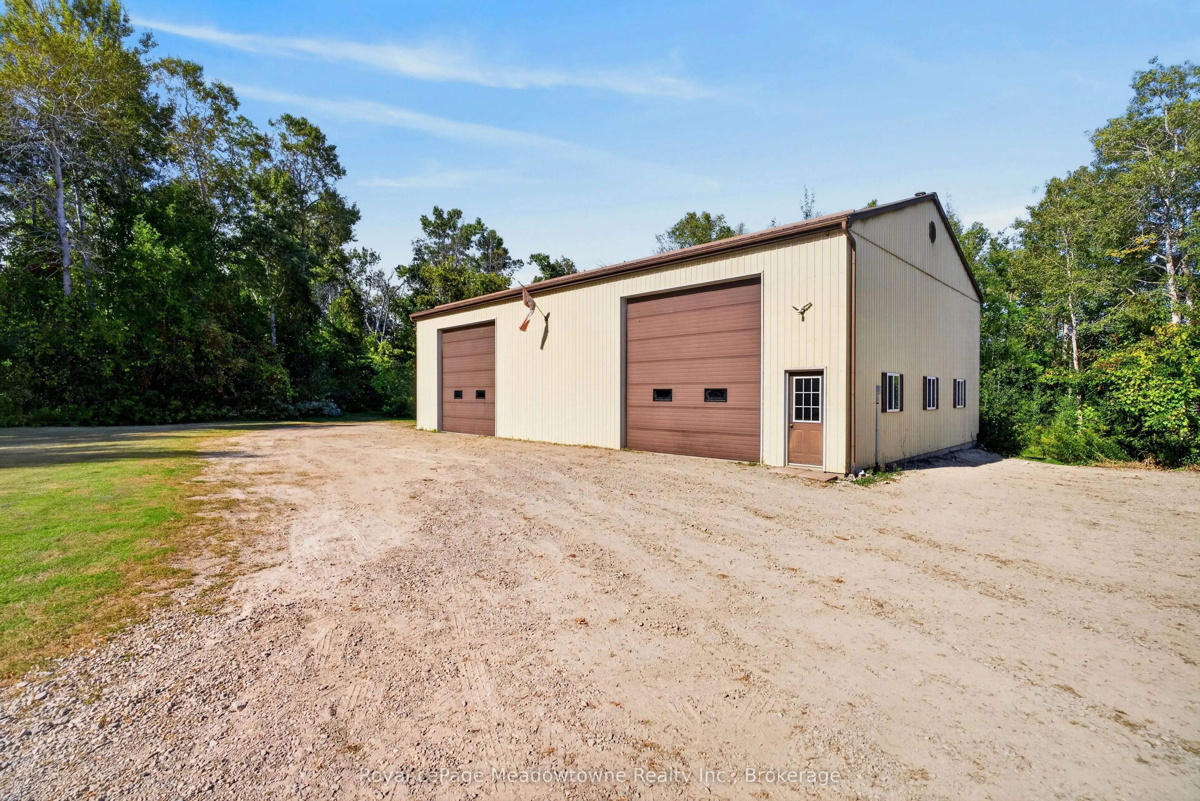 4095 20 Side Road