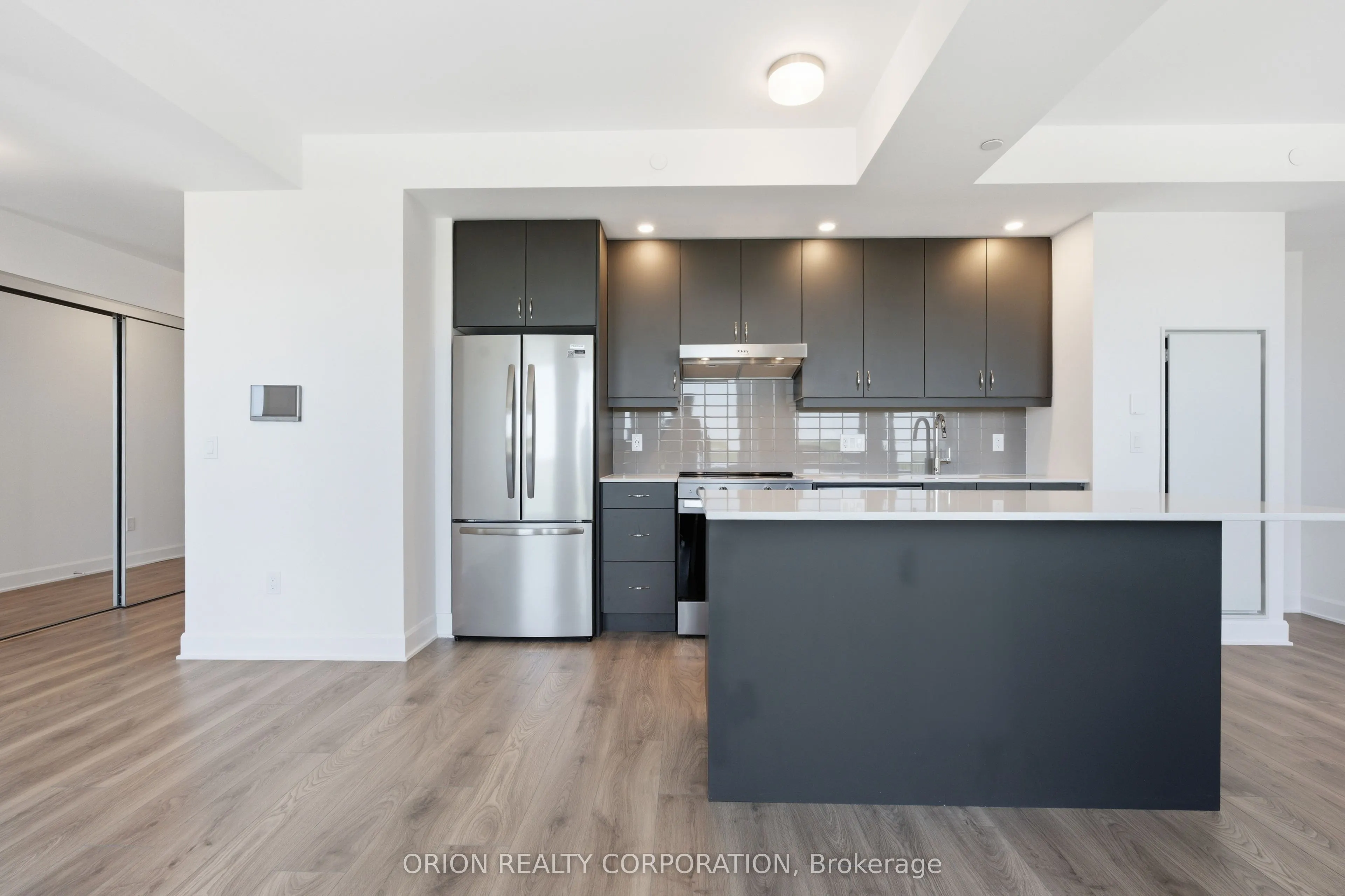 3240 WILLIAM COLTSON Avenue #804