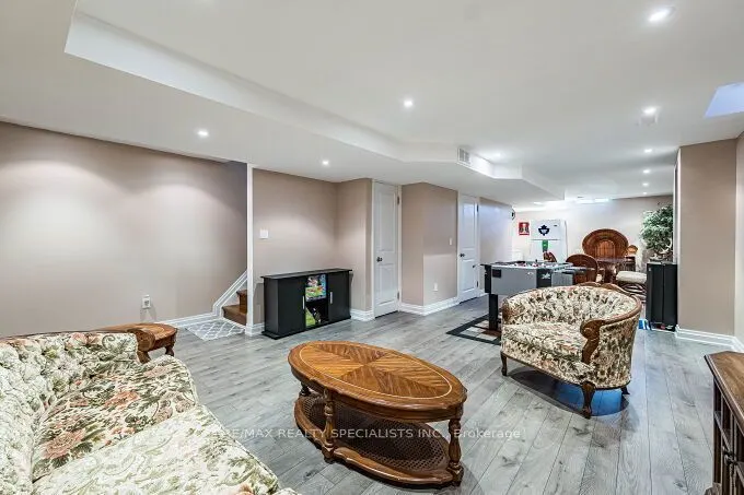 154 Valleyway Drive