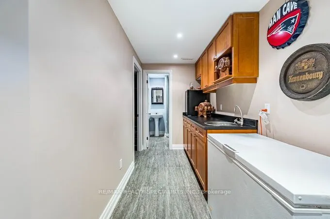 154 Valleyway Drive