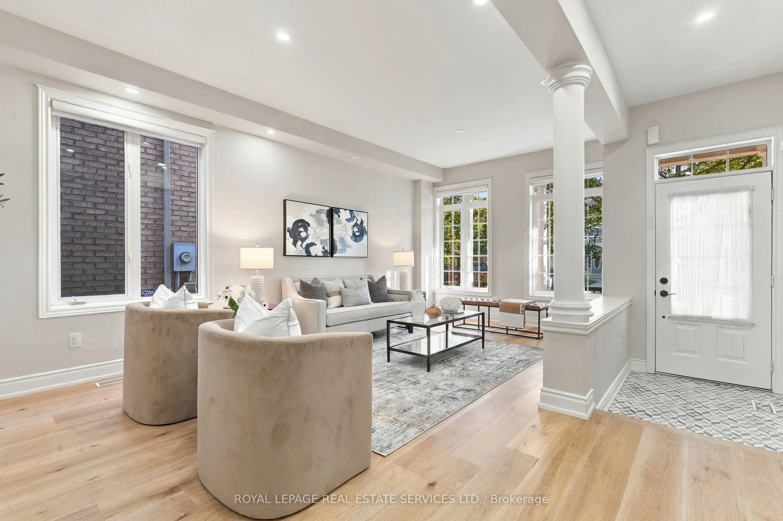 3396 Hayhurst Crescent