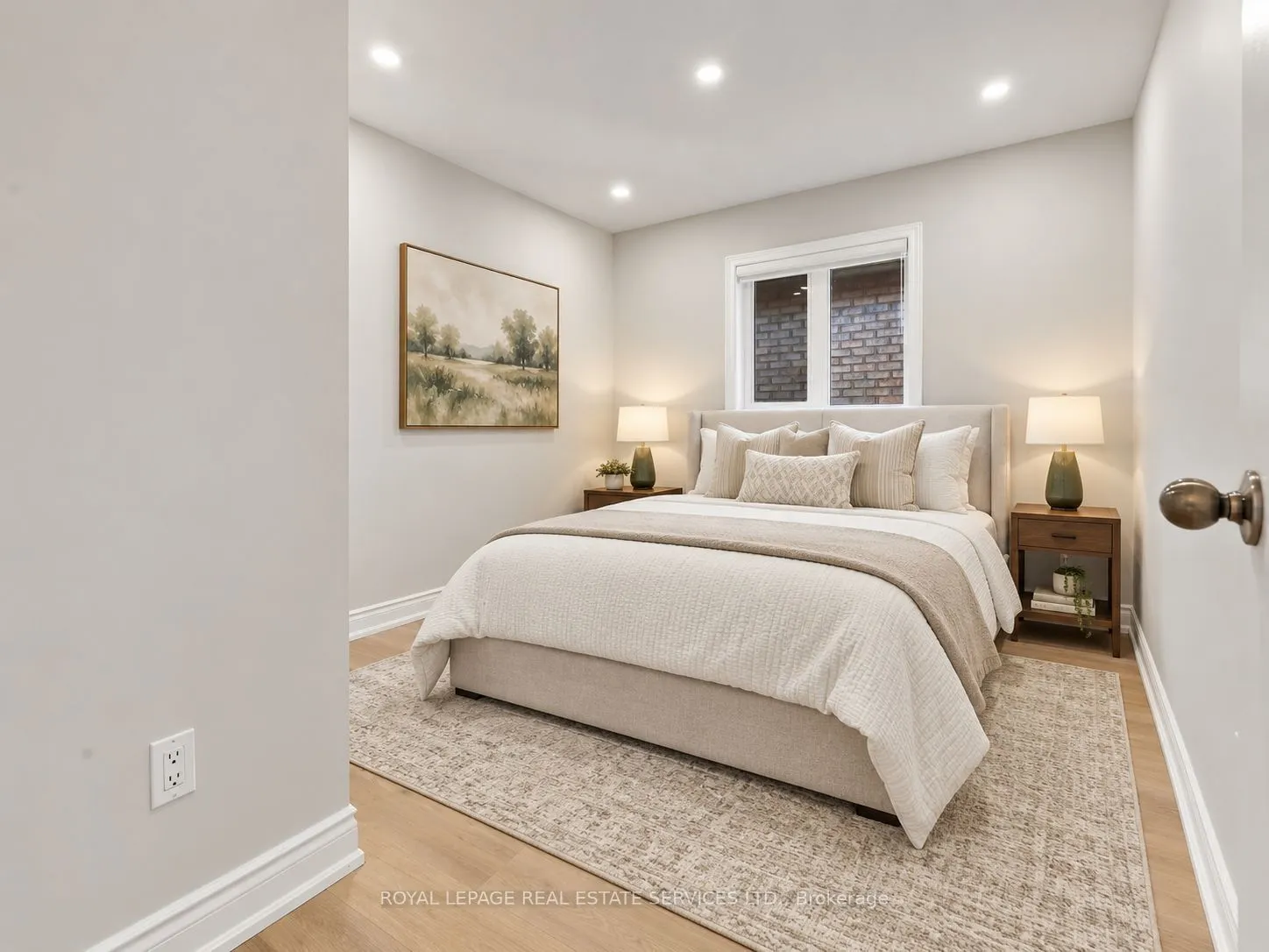 3396 Hayhurst Crescent