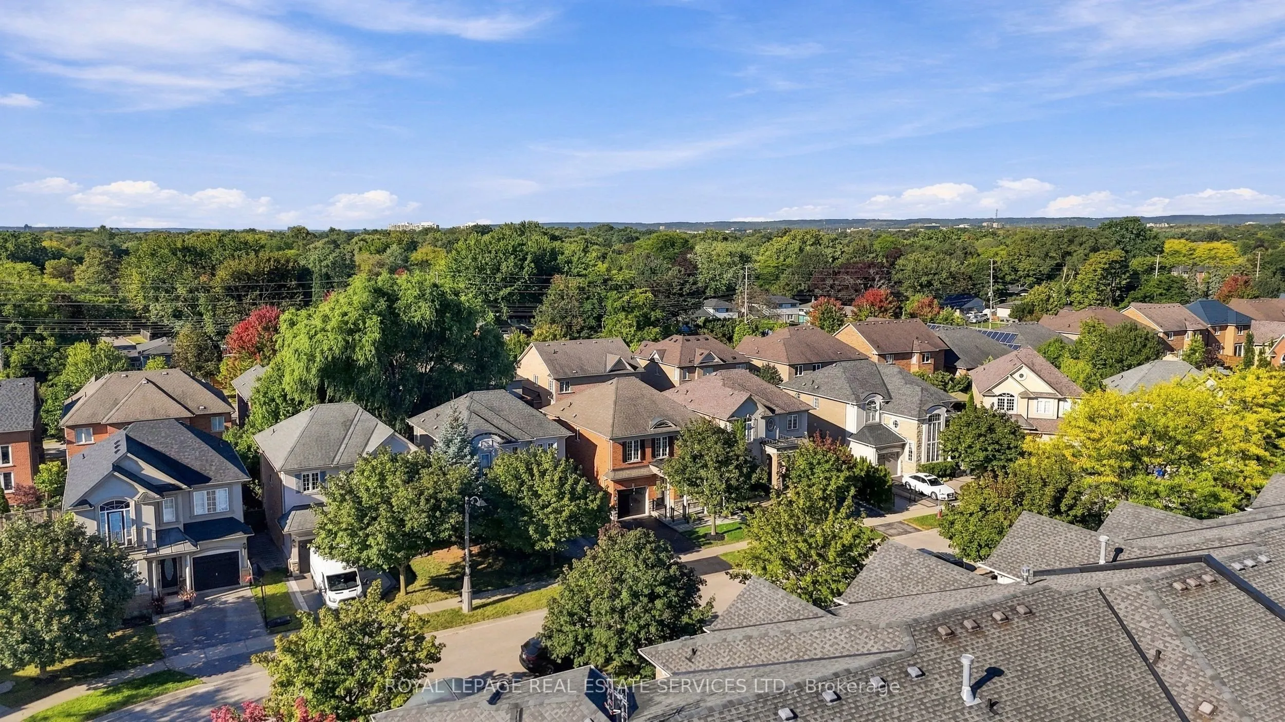 3396 Hayhurst Crescent