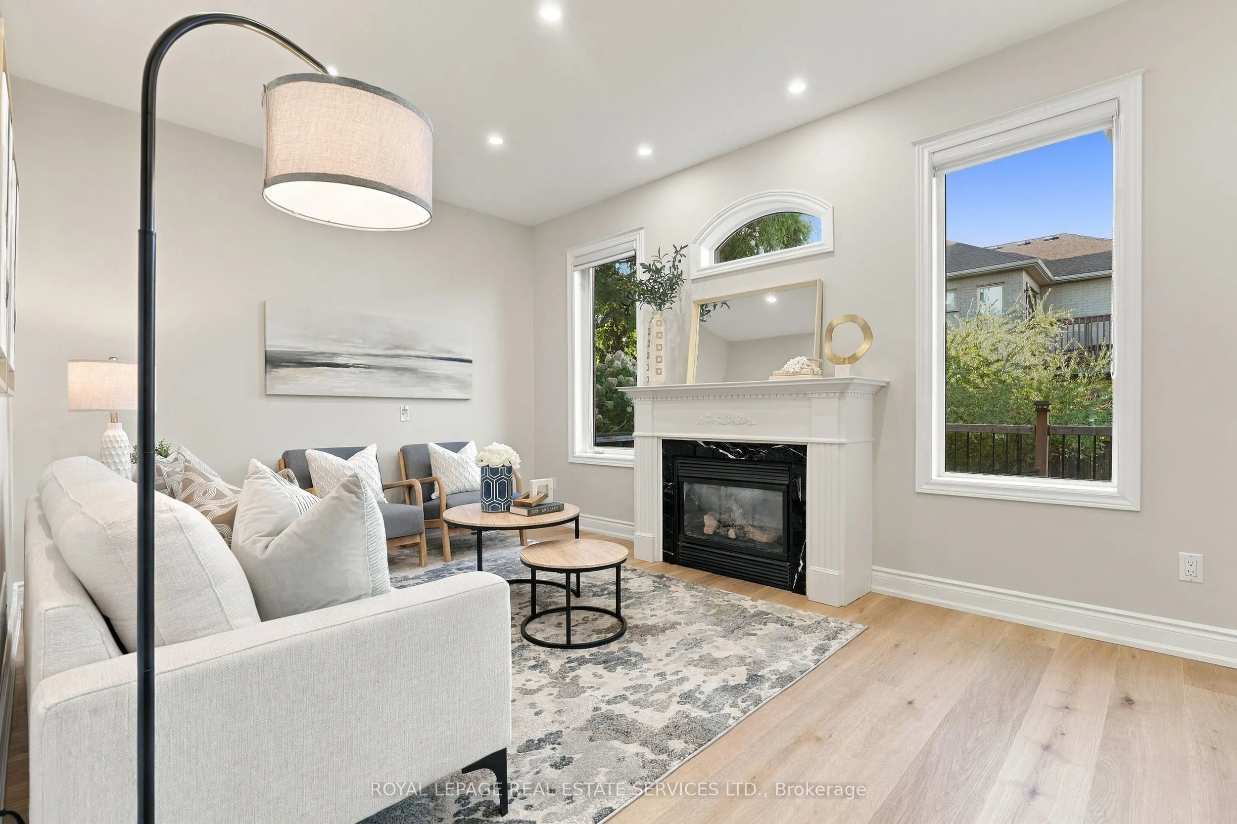 3396 Hayhurst Crescent