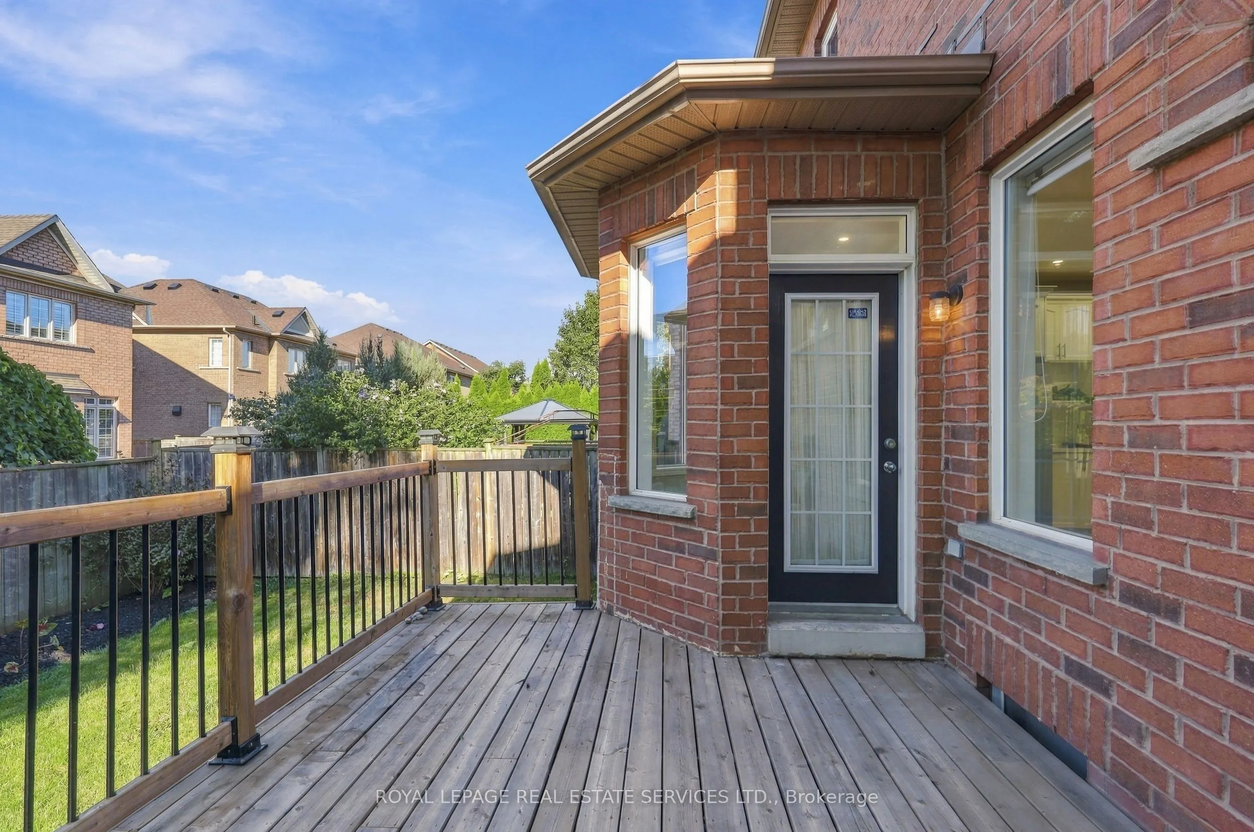 3396 Hayhurst Crescent