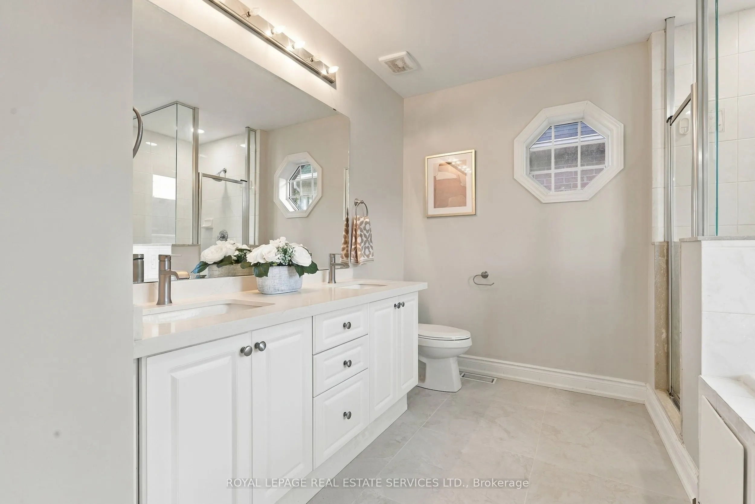 3396 Hayhurst Crescent