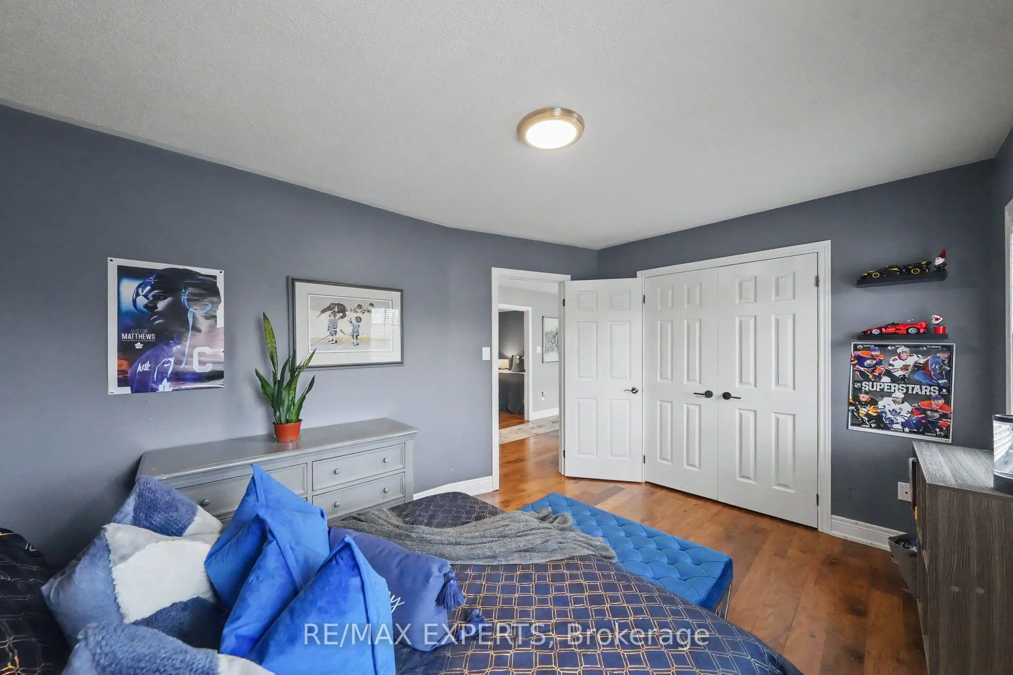 2 Ironhorse Crescent