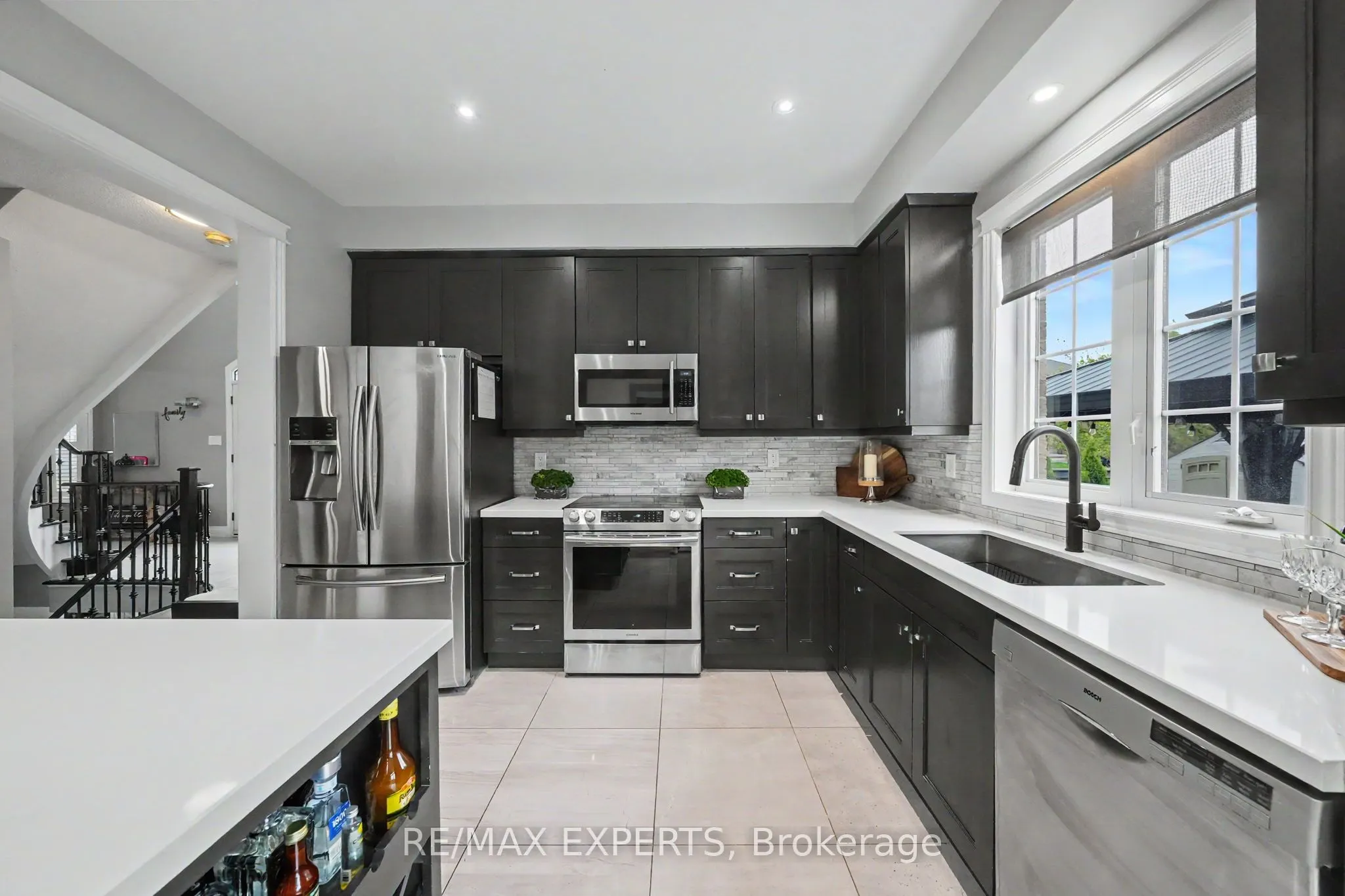 2 Ironhorse Crescent