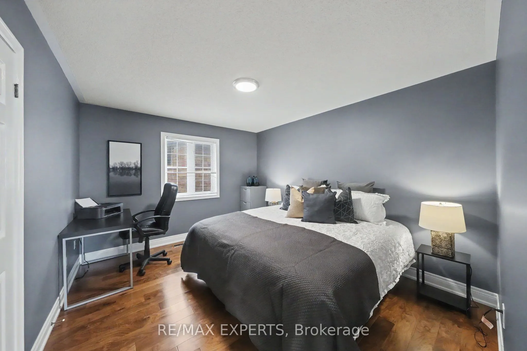 2 Ironhorse Crescent