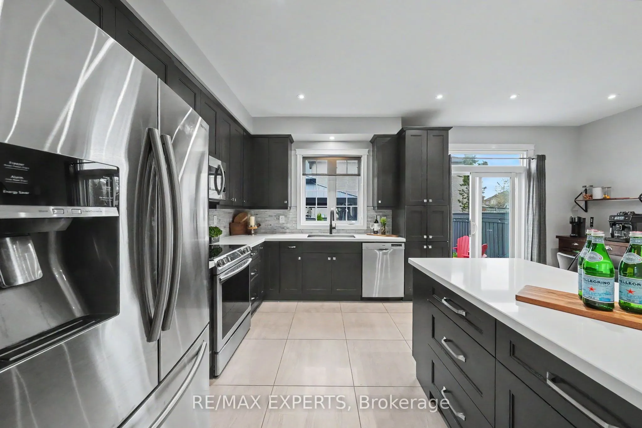 2 Ironhorse Crescent