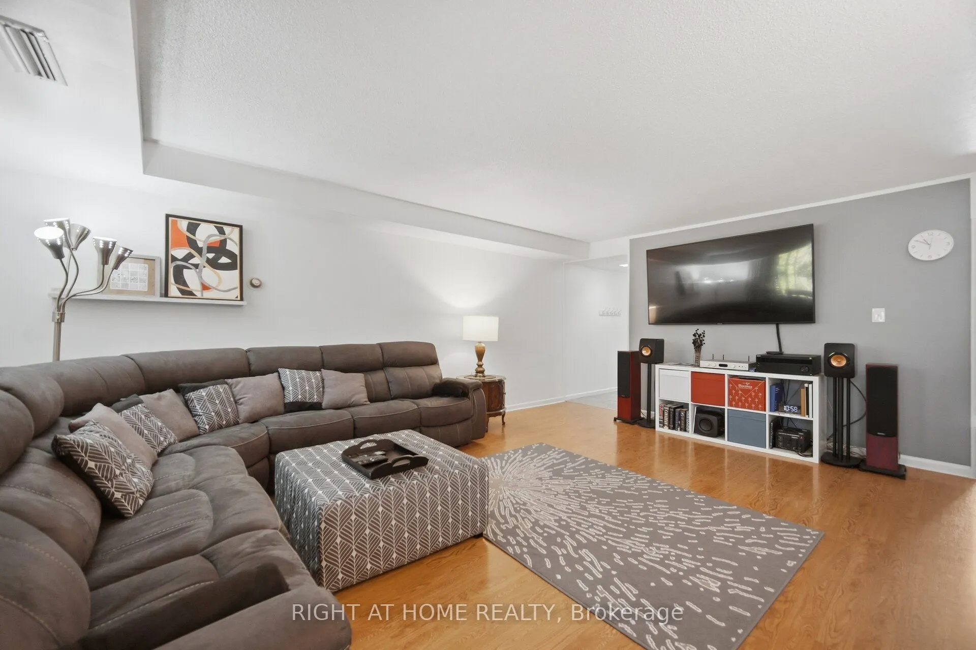 1250 Mississauga Valley Boulevard #108
