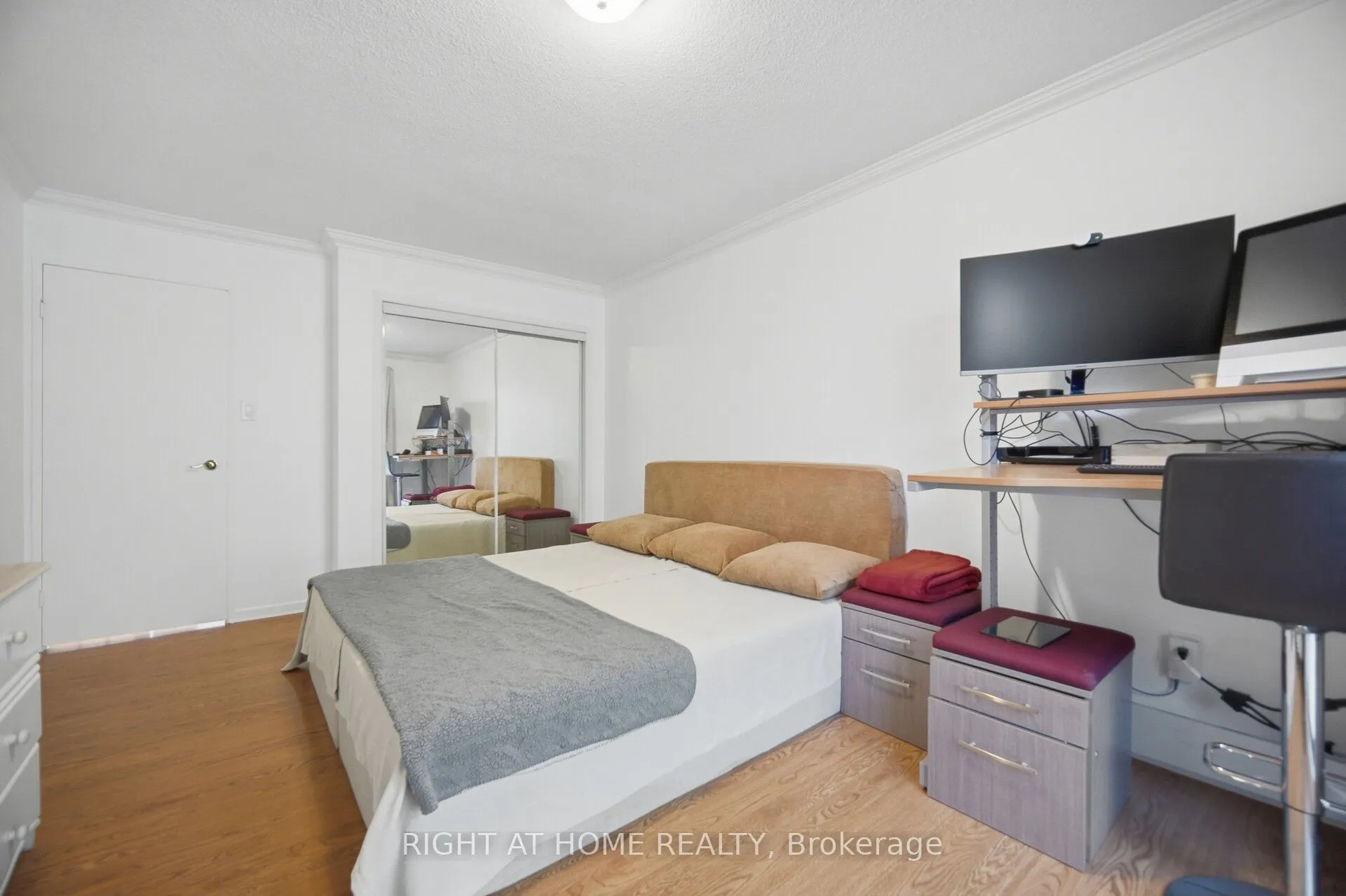 1250 Mississauga Valley Boulevard #108