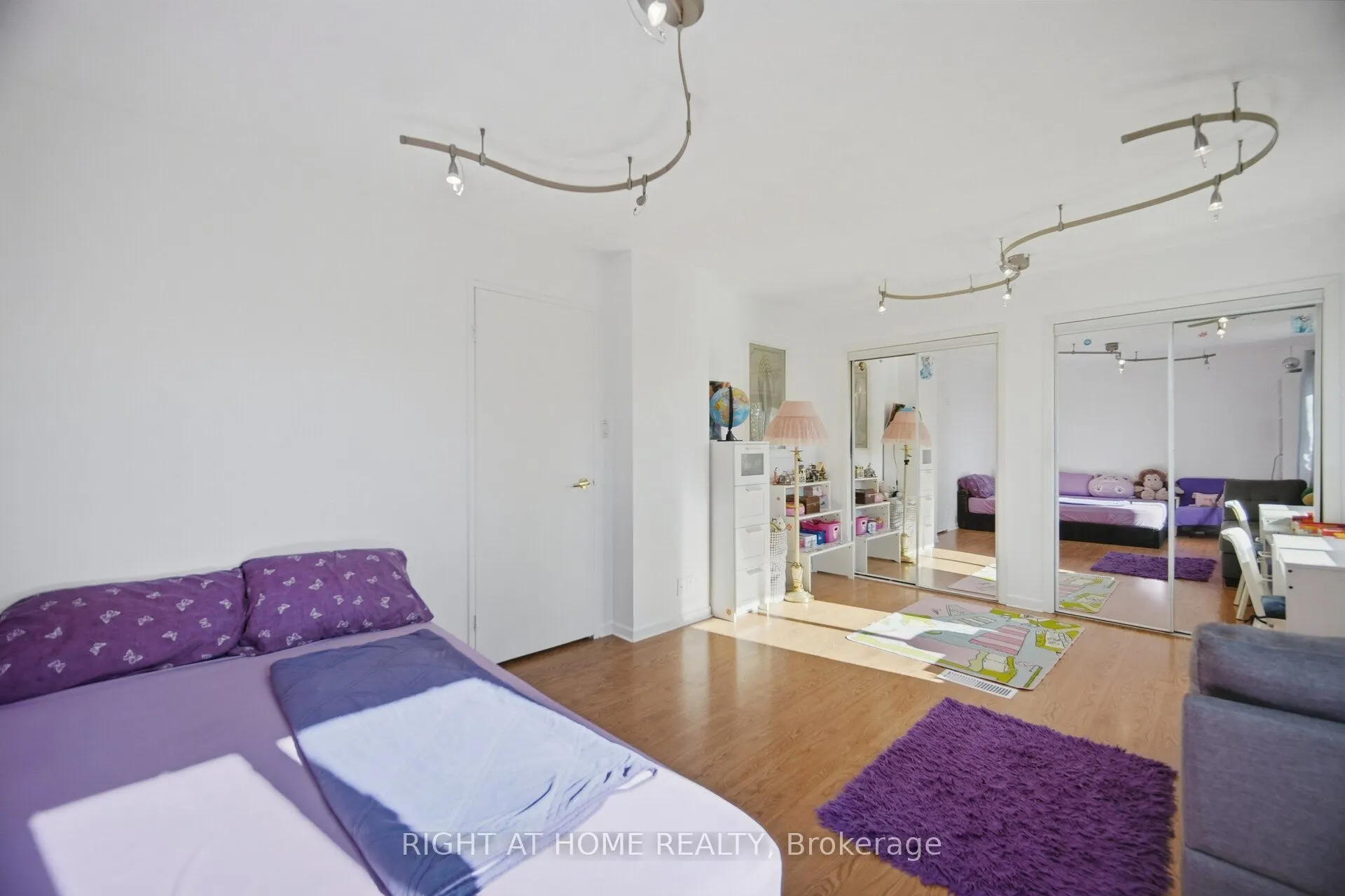 1250 Mississauga Valley Boulevard #108