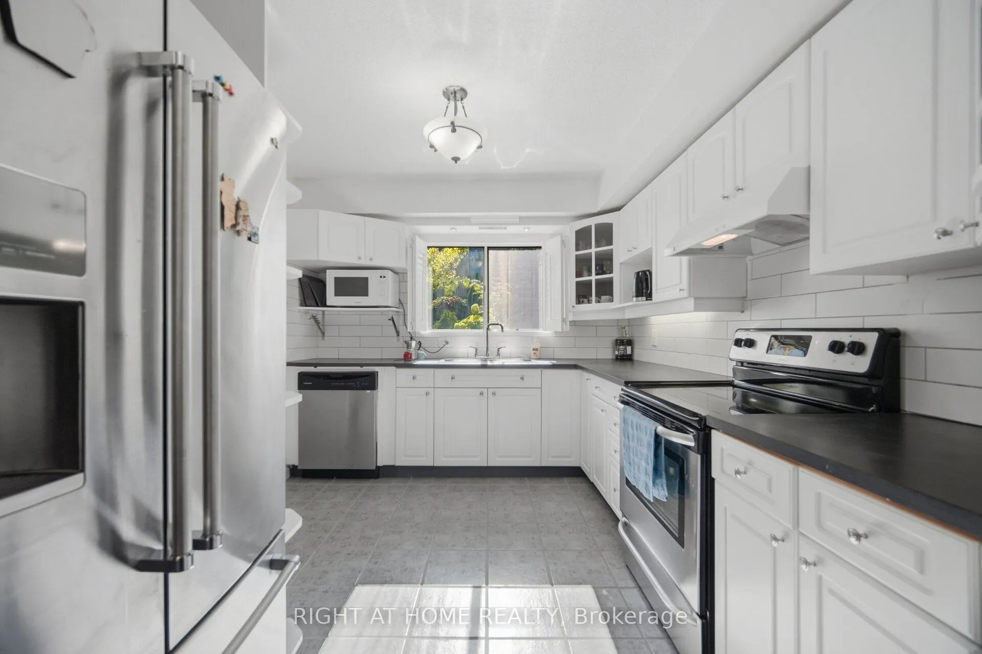1250 Mississauga Valley Boulevard #108