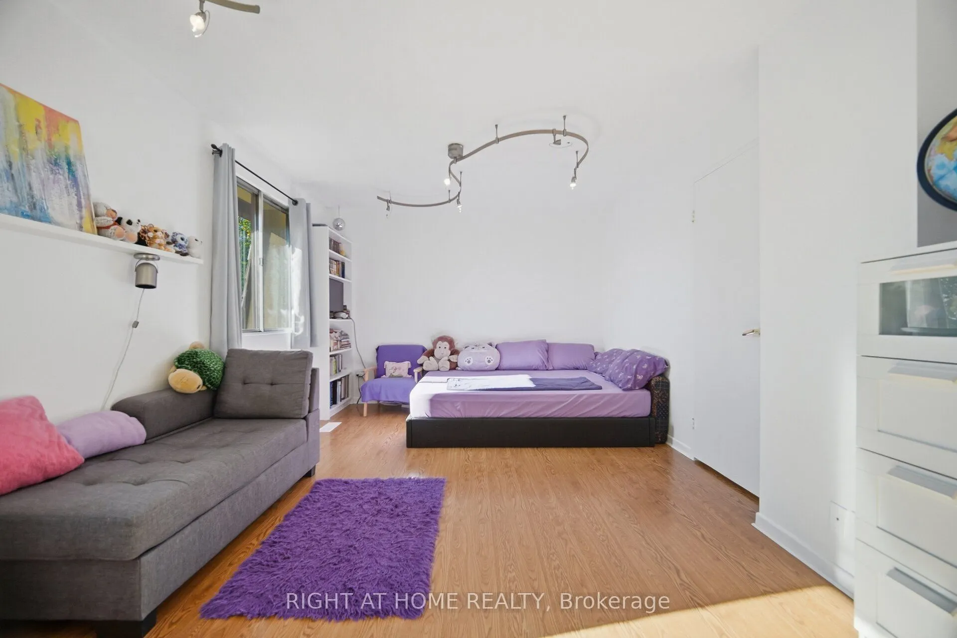 1250 Mississauga Valley Boulevard #108