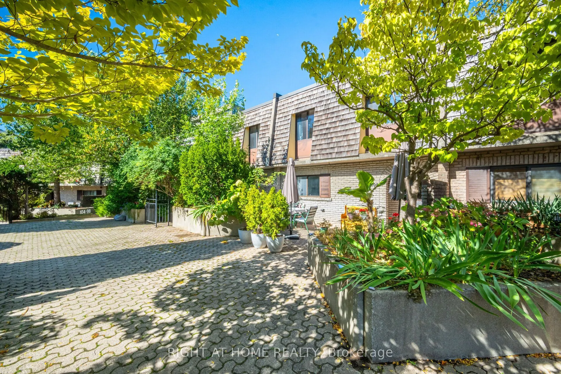 1250 Mississauga Valley Boulevard #108