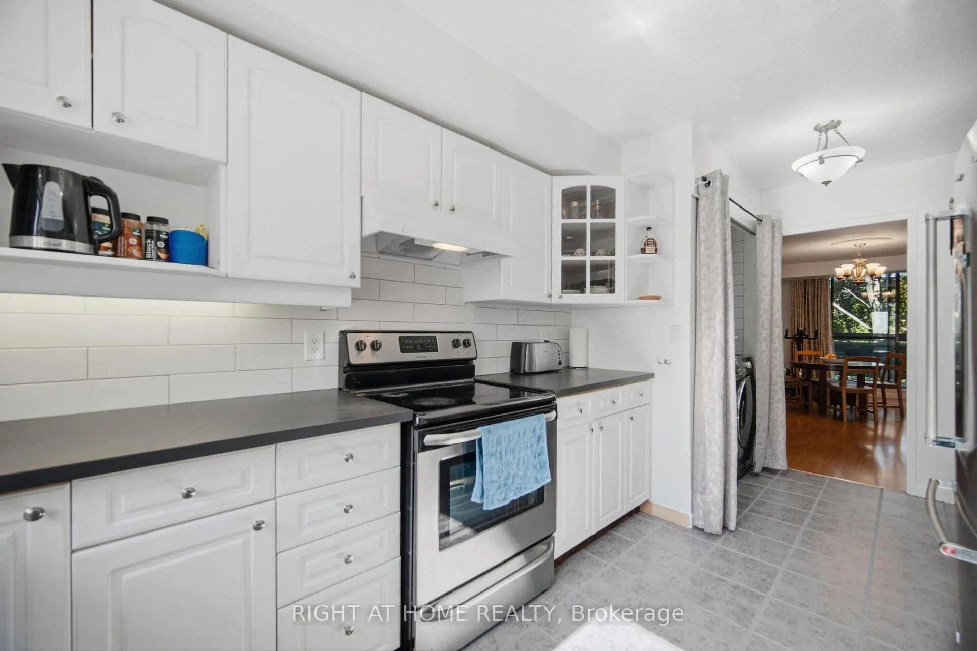 1250 Mississauga Valley Boulevard #108