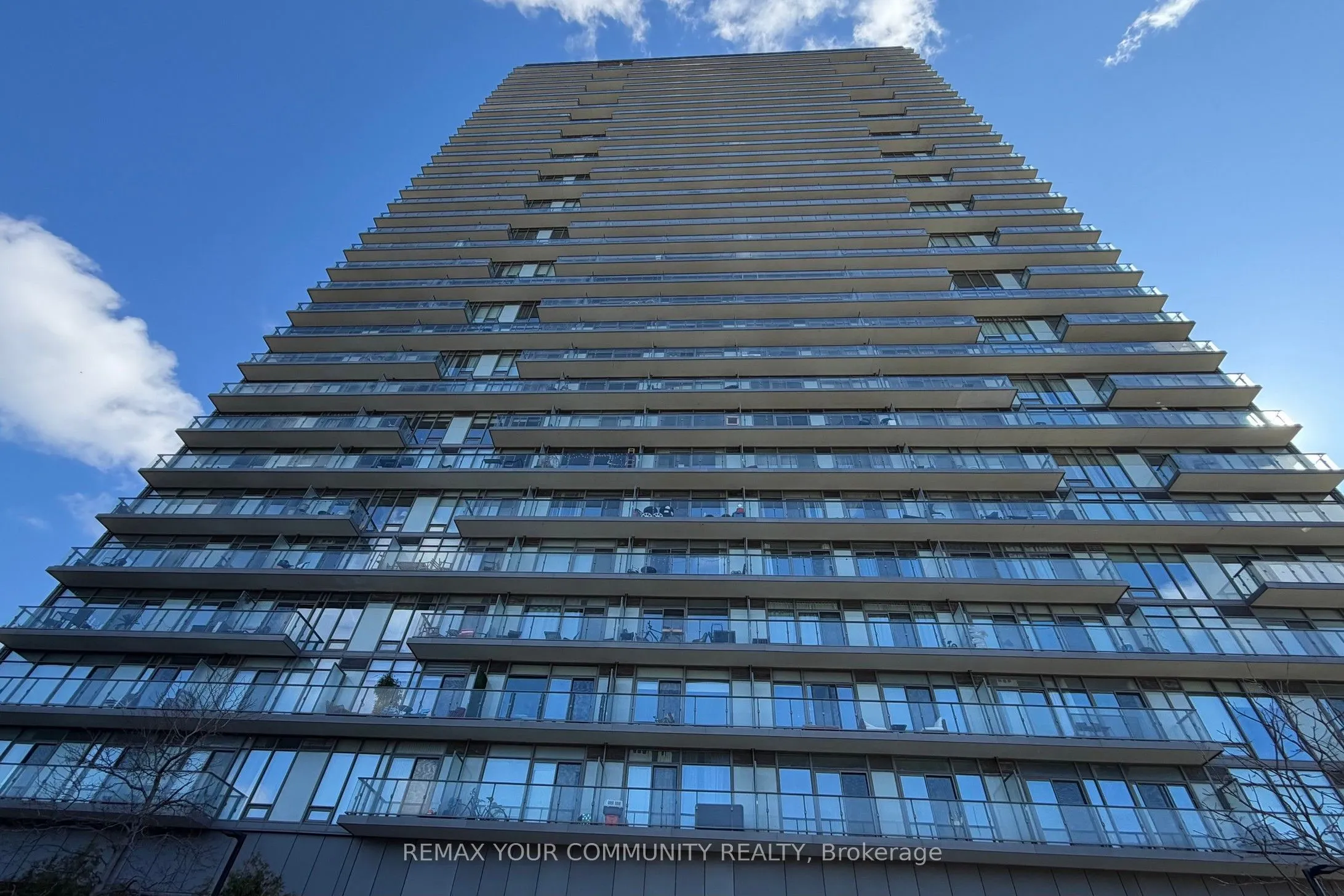 105 The Queensway Avenue #2304