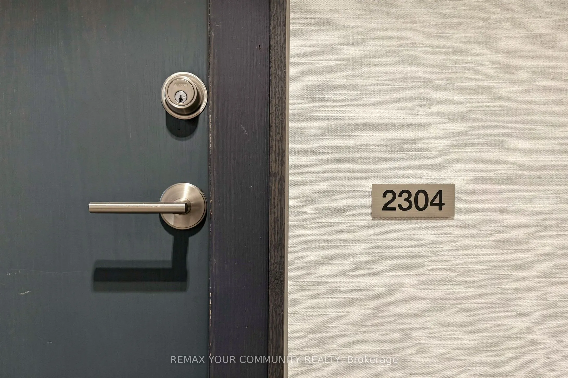 105 The Queensway Avenue #2304
