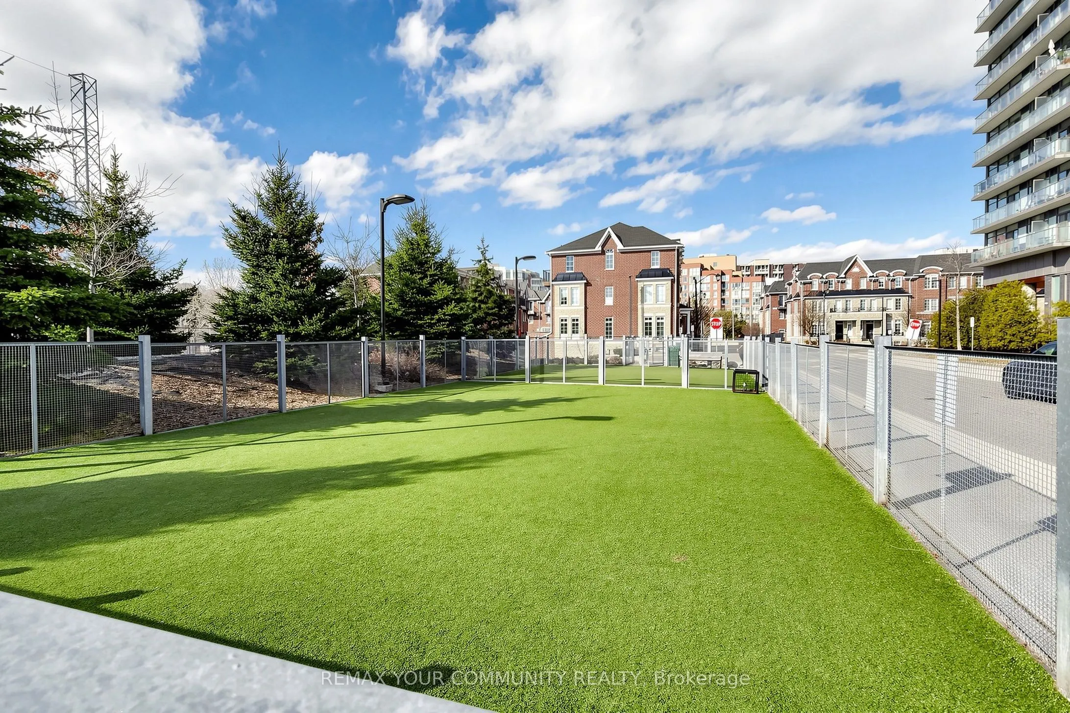 105 The Queensway Avenue #2304