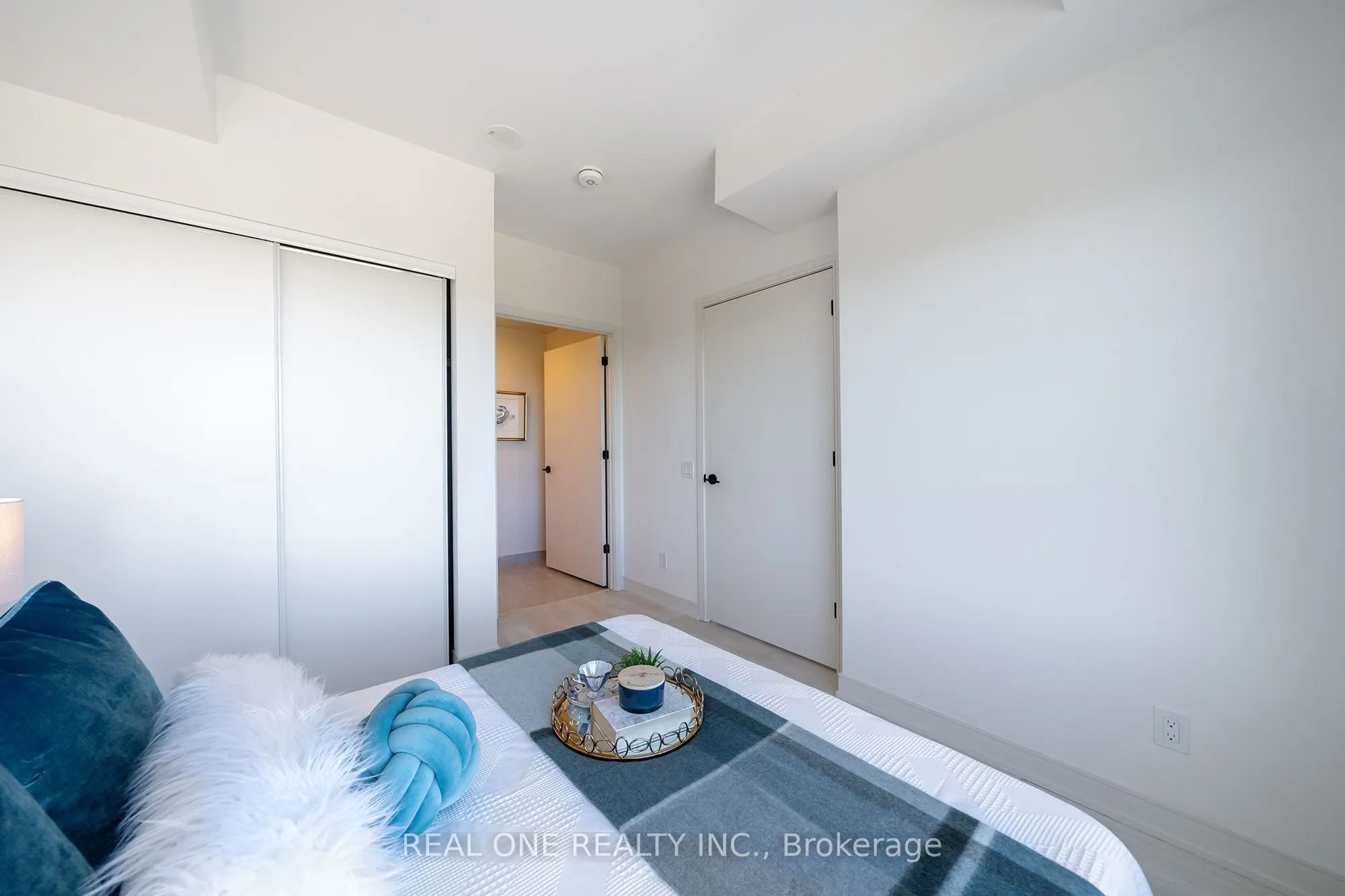 8010 Derry Road #801