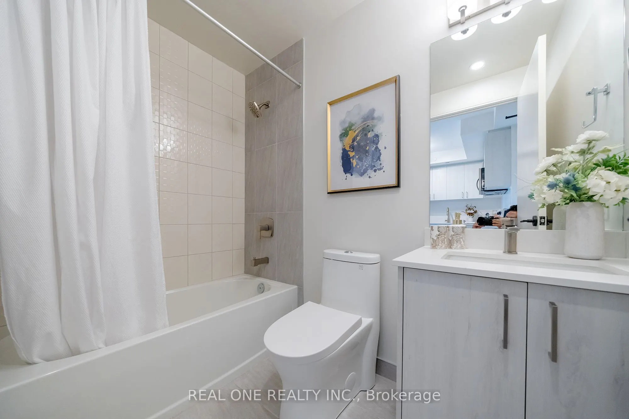 8010 Derry Road #801