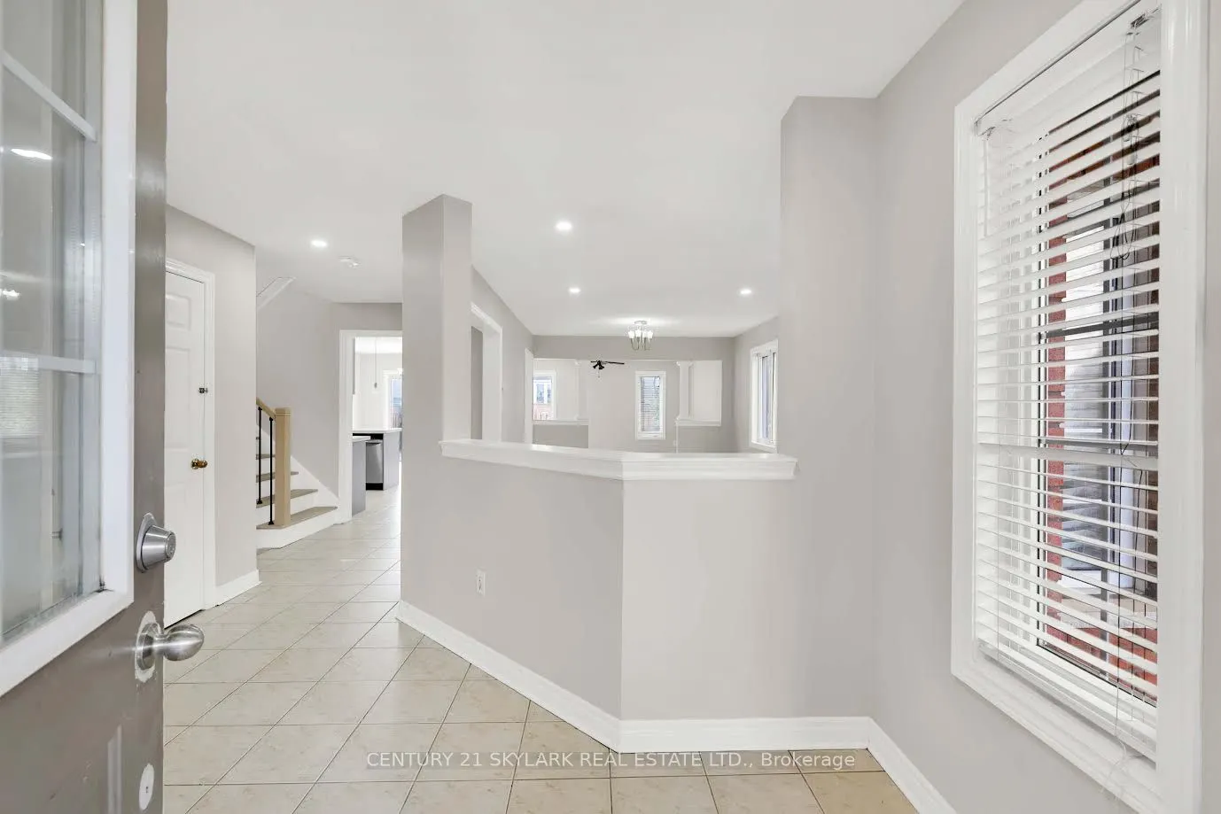 44 Fallstar Crescent