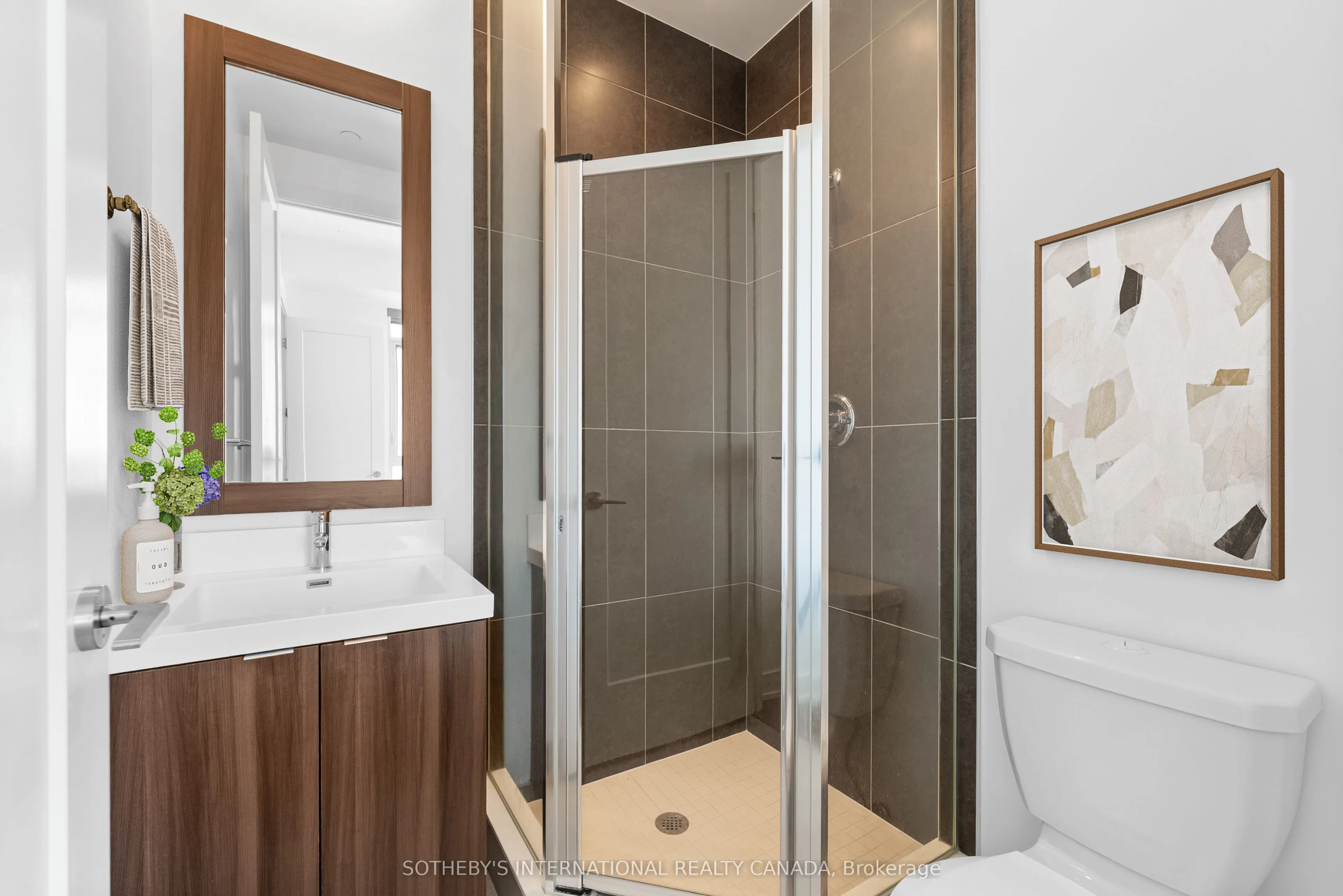9 Mabelle Avenue #PH 22