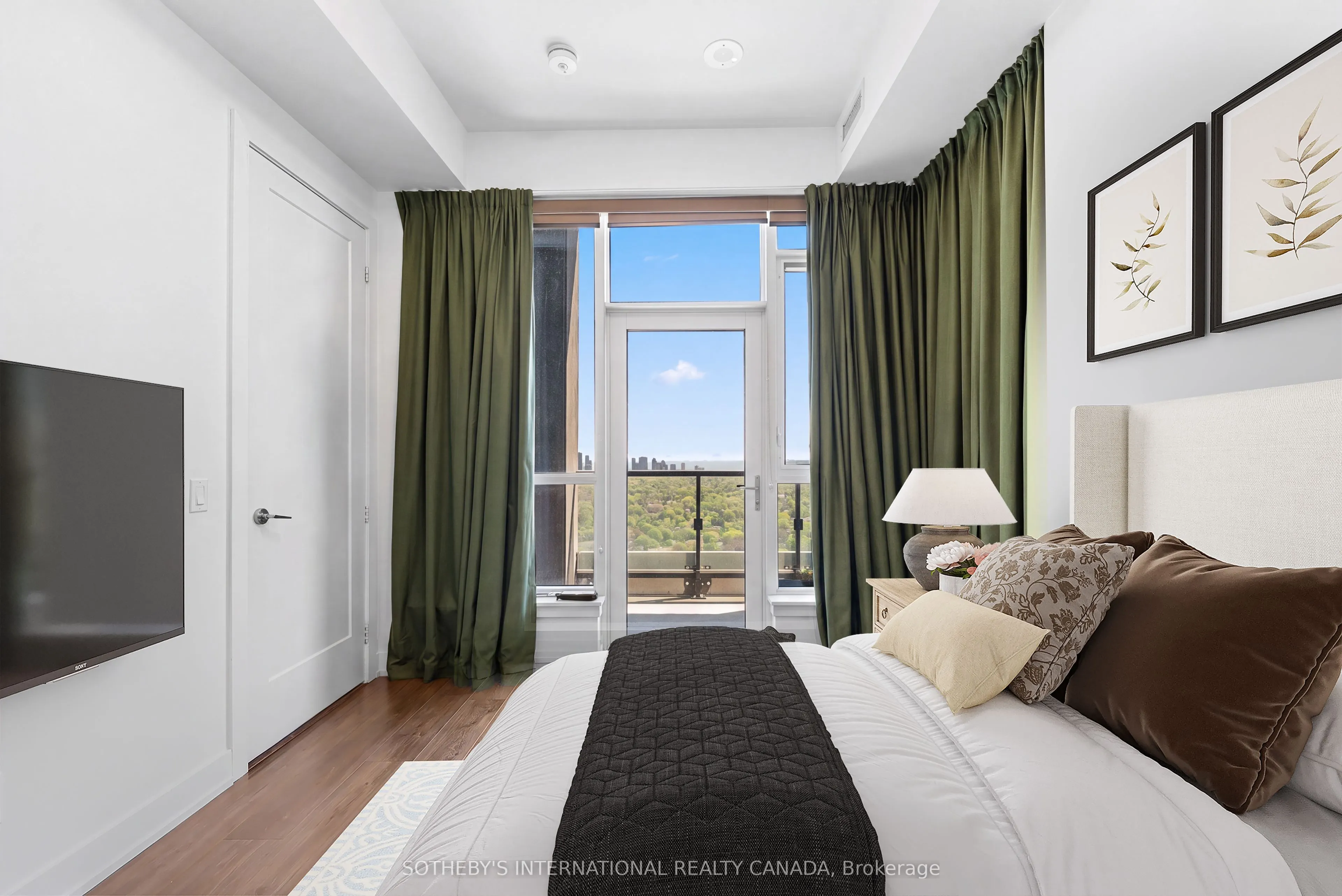 9 Mabelle Avenue #PH 22