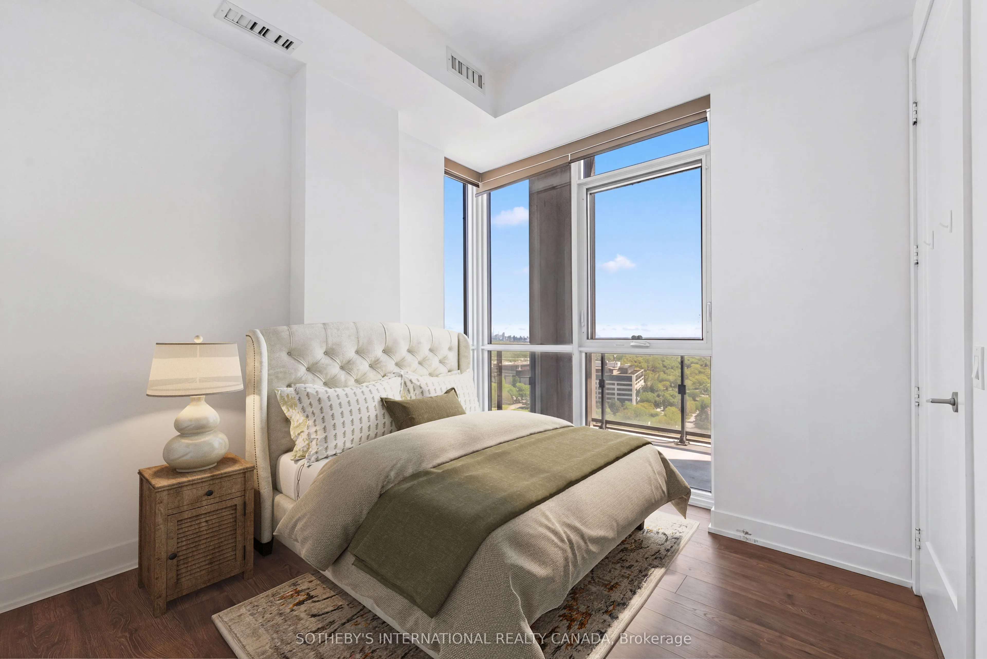9 Mabelle Avenue #PH 22
